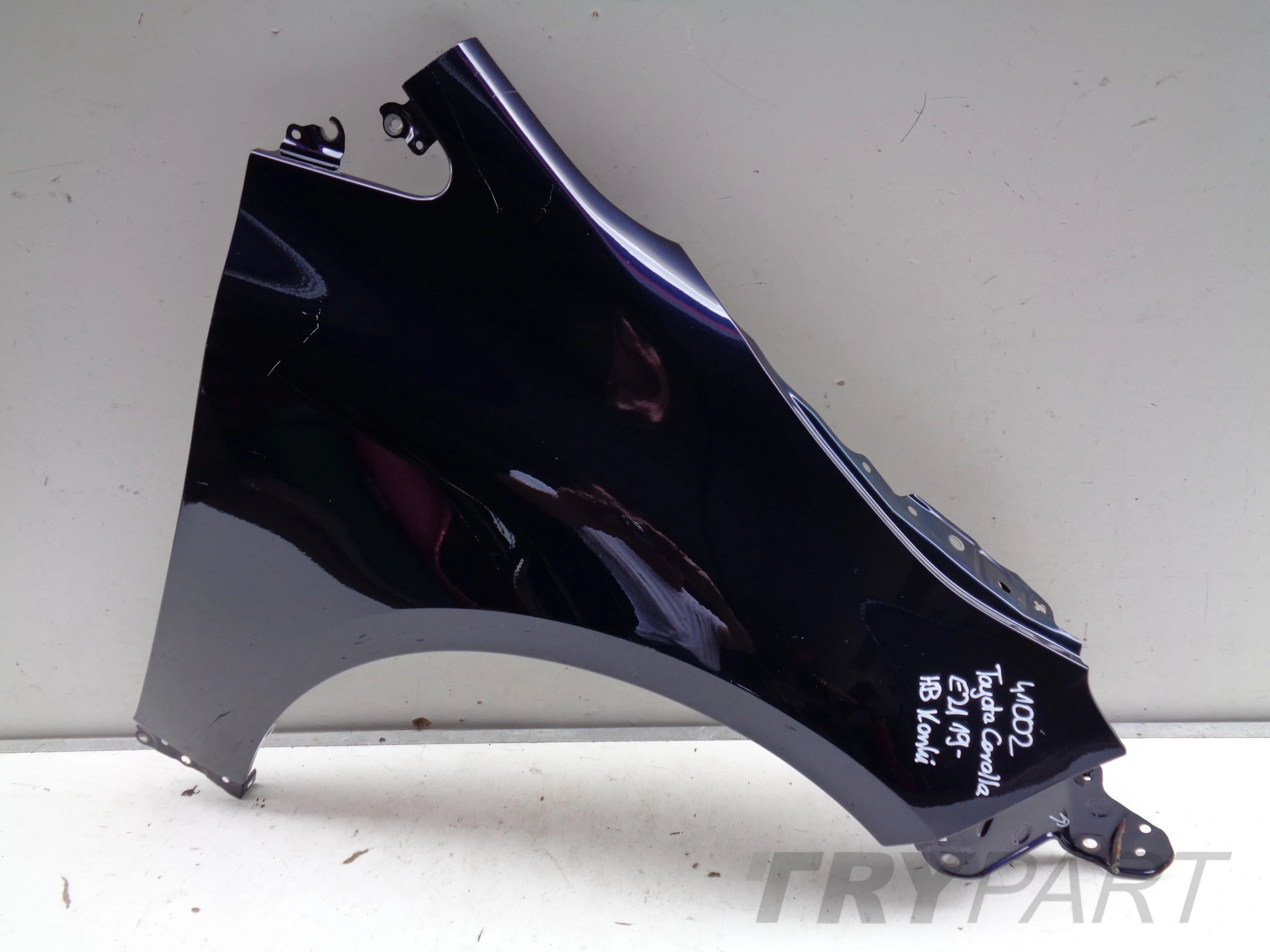 Front Right Fender TOYOTA COROLLA E21 19- HB Wagon No. 41002