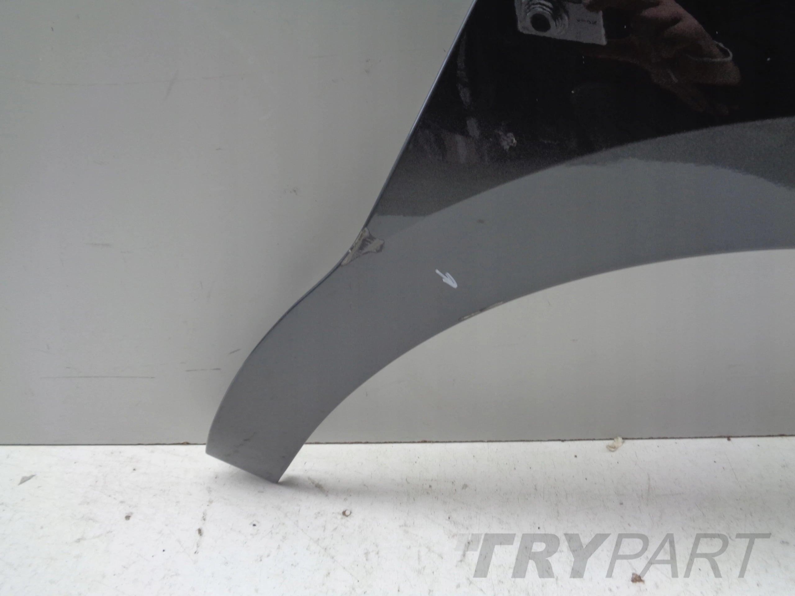 FRONT RIGHT FENDER VW T7 7T 7T0 21- NO. 51583