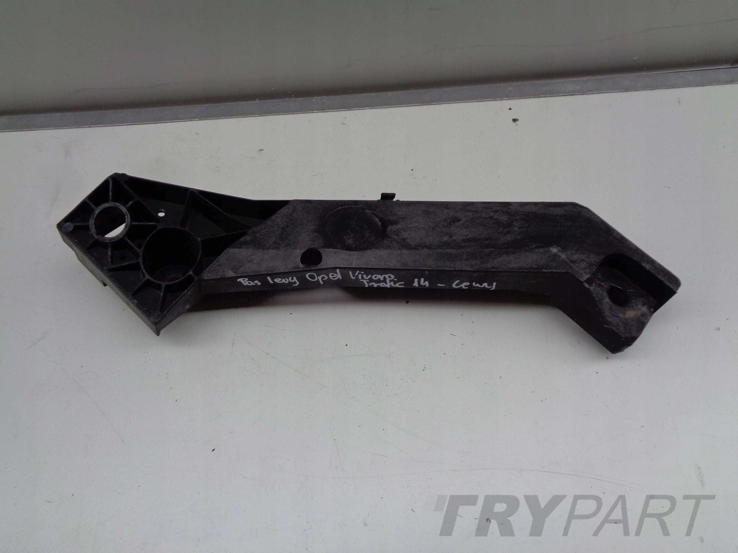 FRONT UPPER LEFT RADIATOR SUPPORT RENAULT TRAFIC VIVARO 14-
