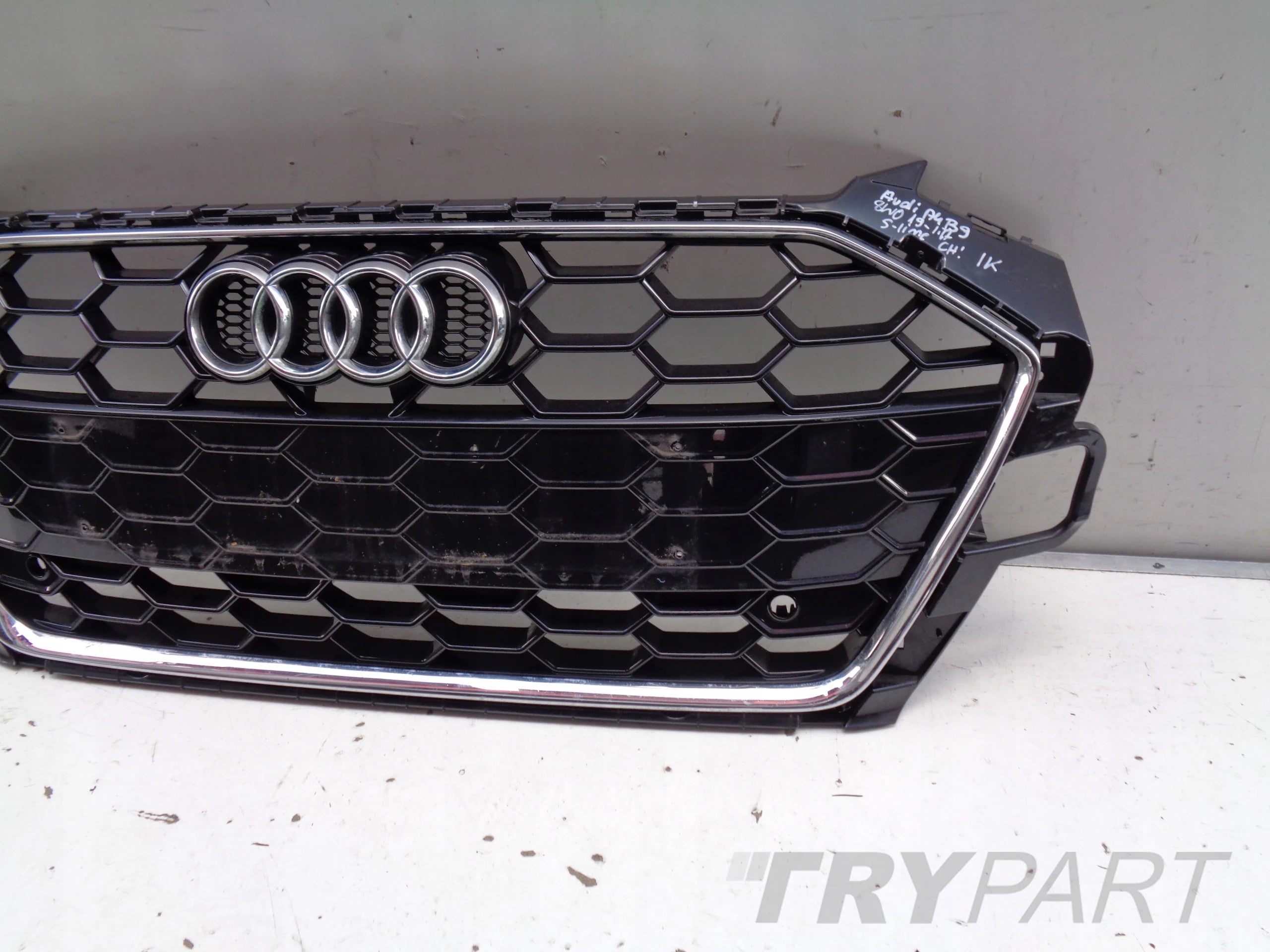 GRILL GRILLE AUDI A4 B9 8W 8W0 19- FACELIFT S-LINE S4