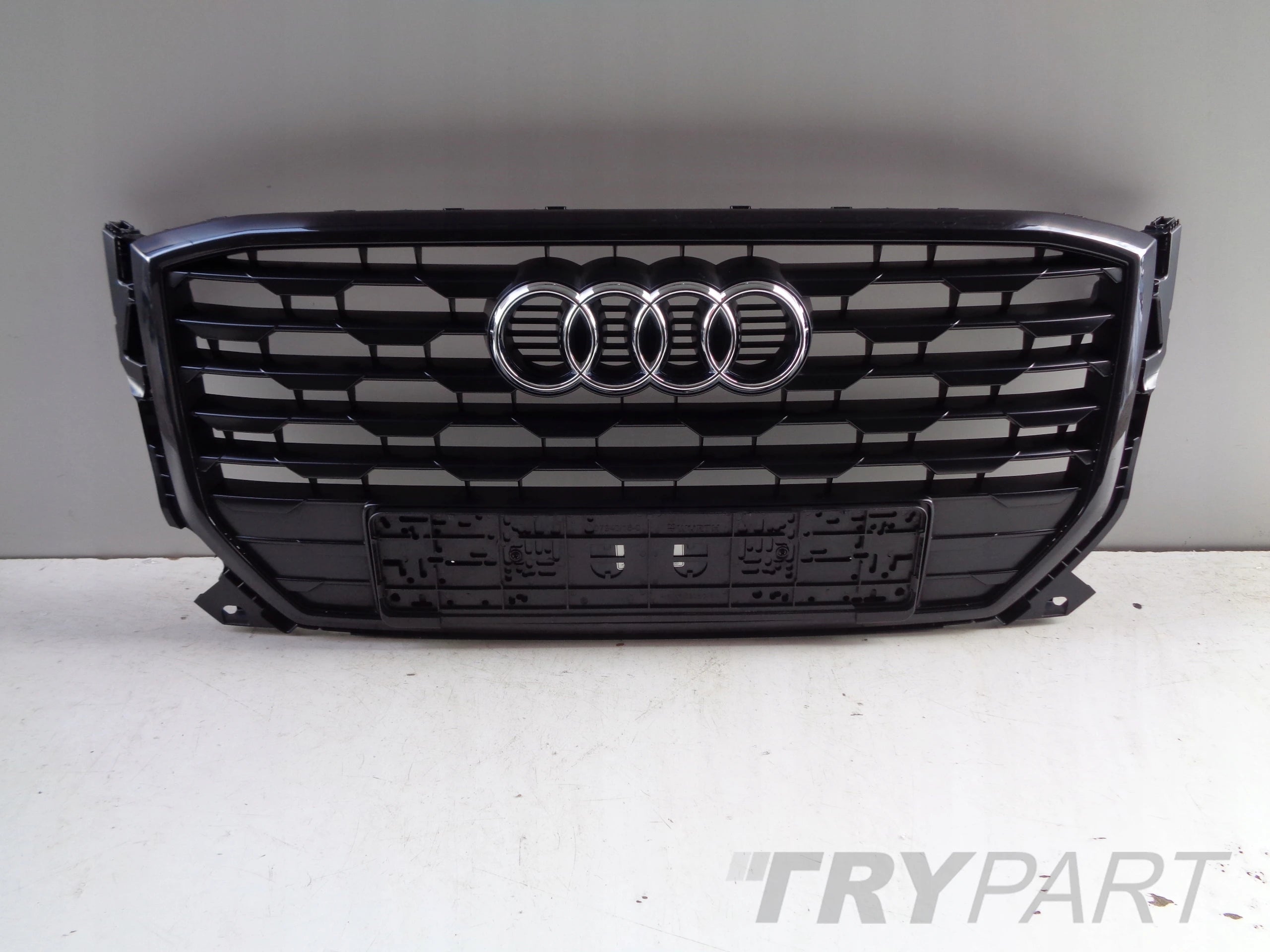 GRILL GRILLE AUDI Q2 81A 16- BLACK
