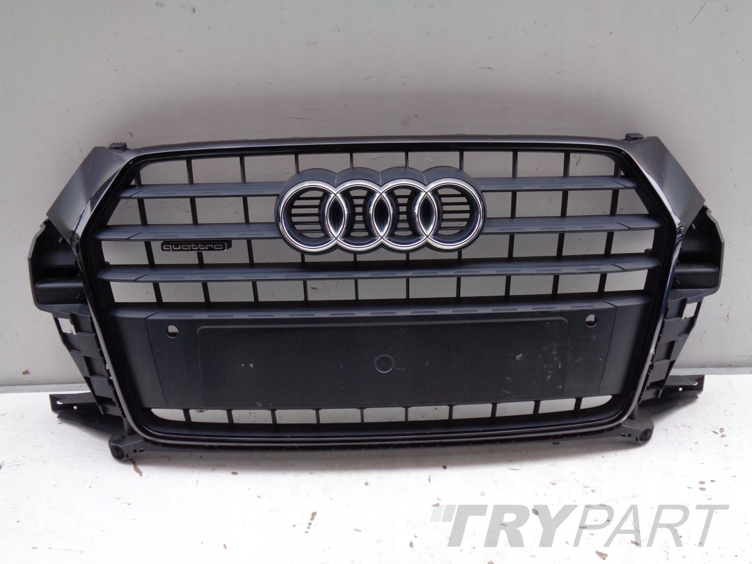 GRILL GRILLE AUDI Q3 8U 8U0 14- LIFT BLACK S-LINE
