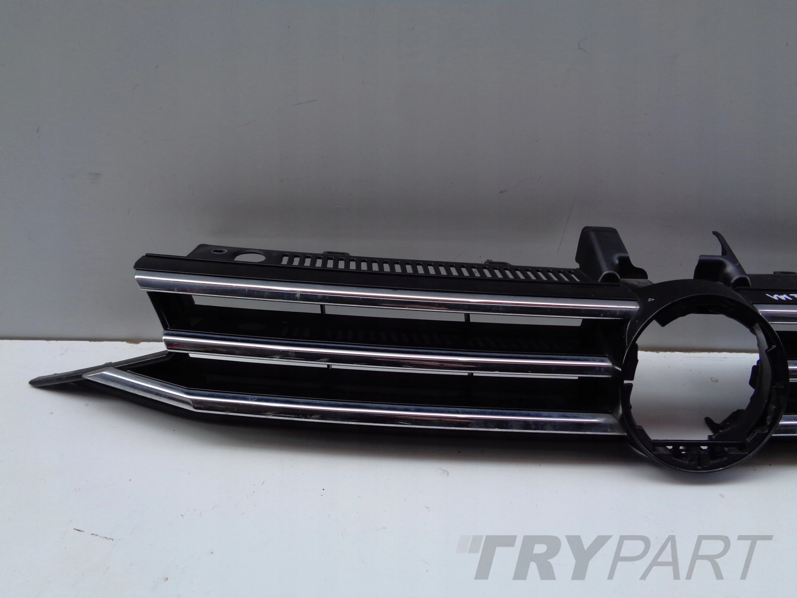 Grill Grille for VW Touran 5TA 16-