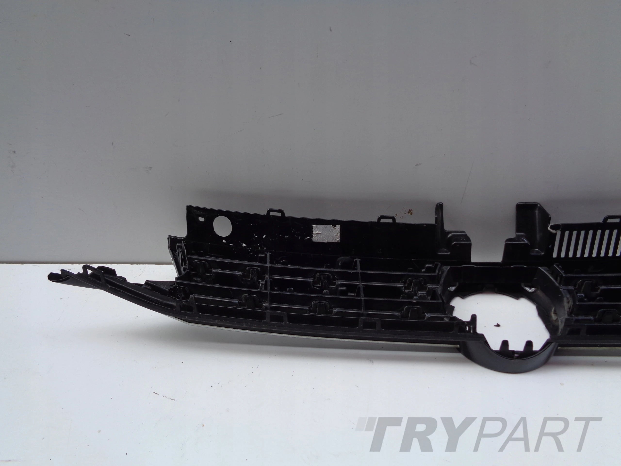 Grill Grille for VW Touran 5TA 16-