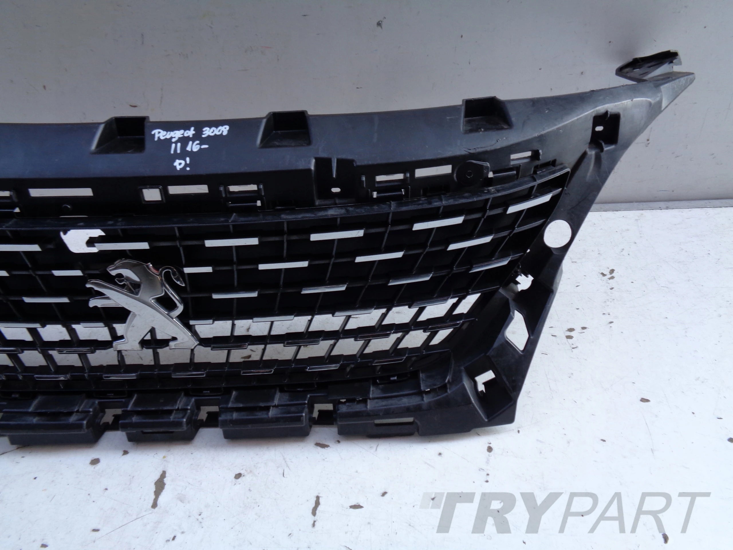 Grill Grille Frame PEUGEOT 3008 II 16-