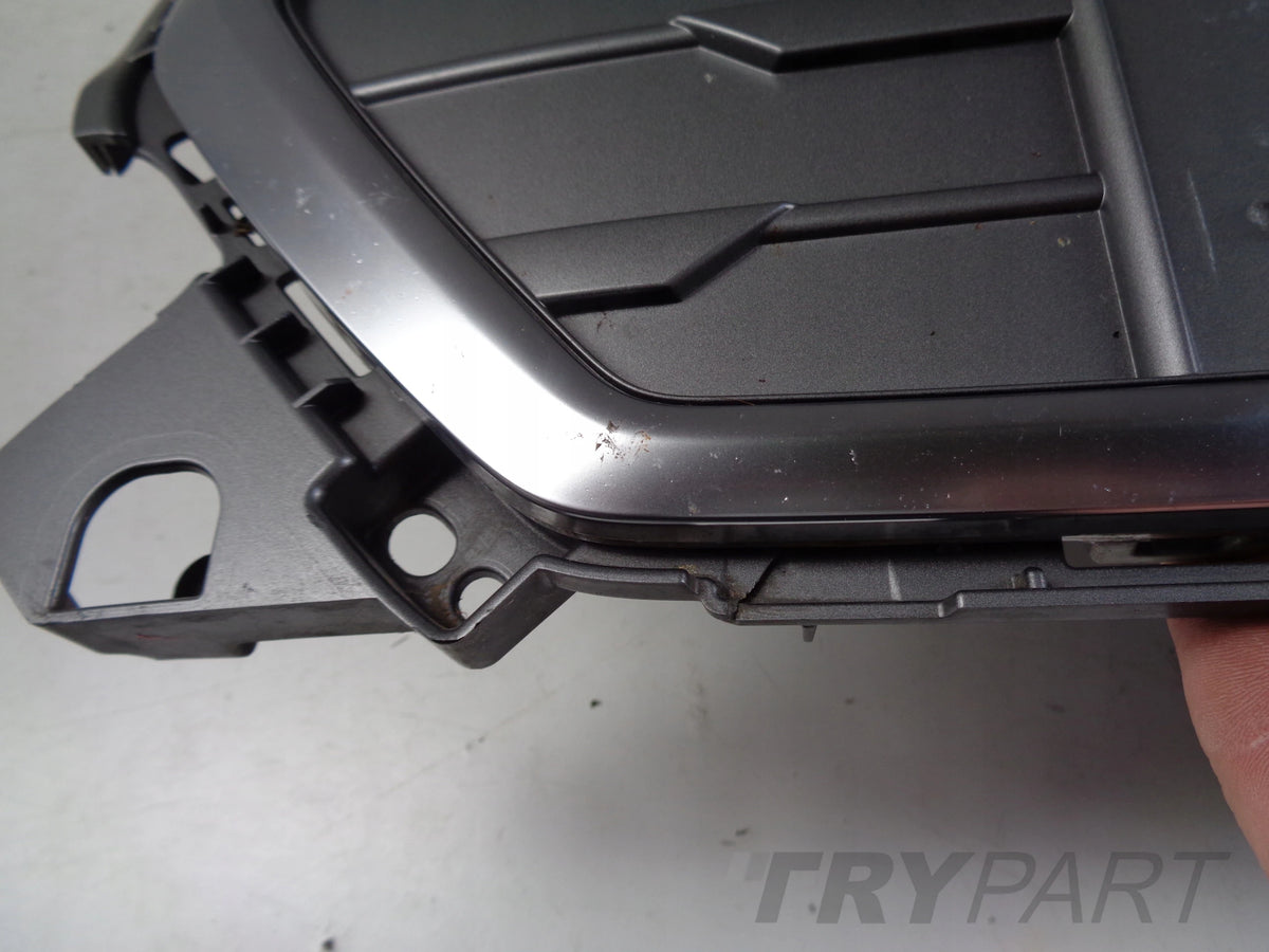 Grille Assembly AUDI Q2 81A 16-
