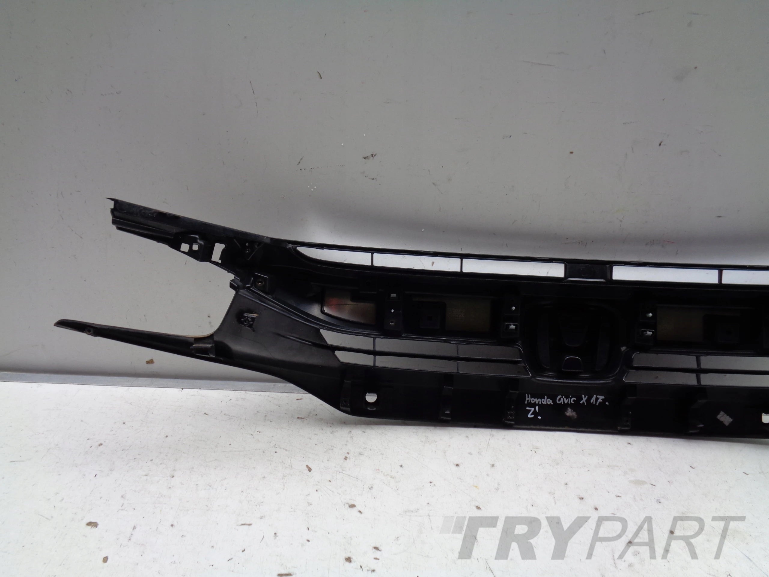GRILLE ASSEMBLY HONDA CIVIC X 17-