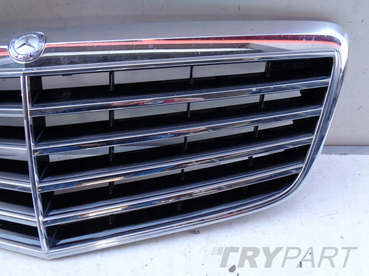 Grille for Mercedes E-Class W211 06- Facelift
