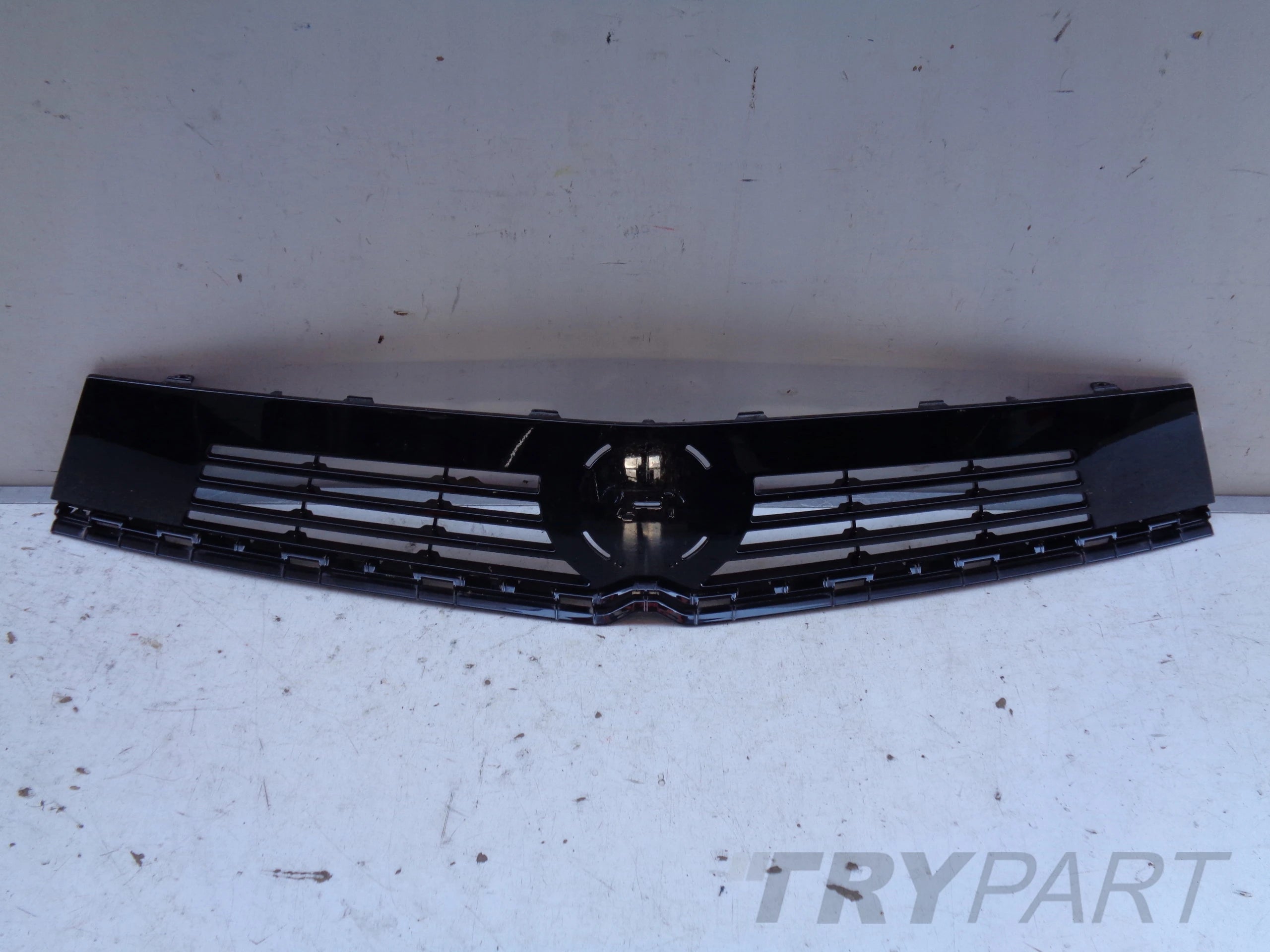 Grille for OPEL ASTRA VI L 22-