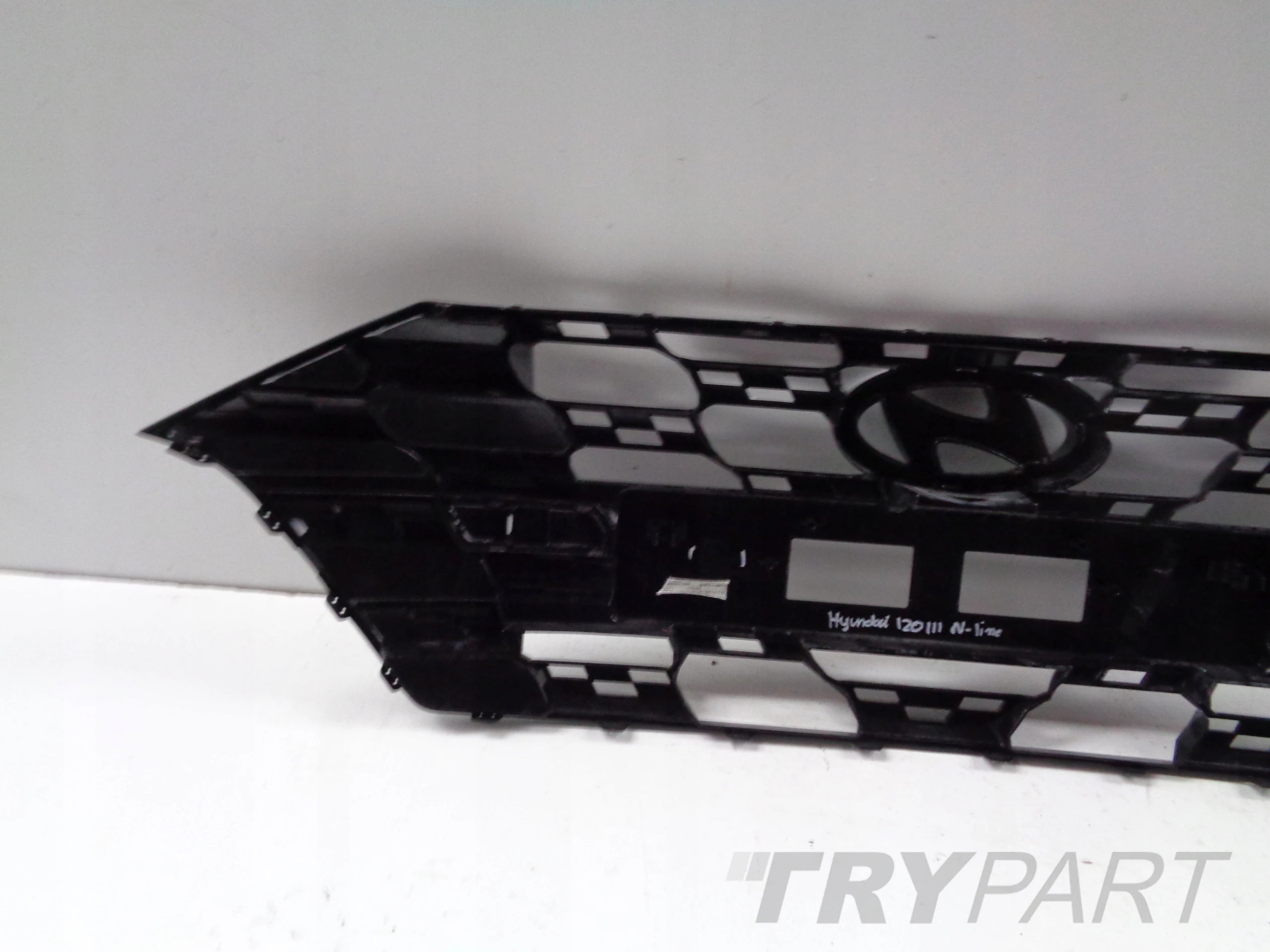 HYUNDAI I20 III N-LINE GRILLE COVER