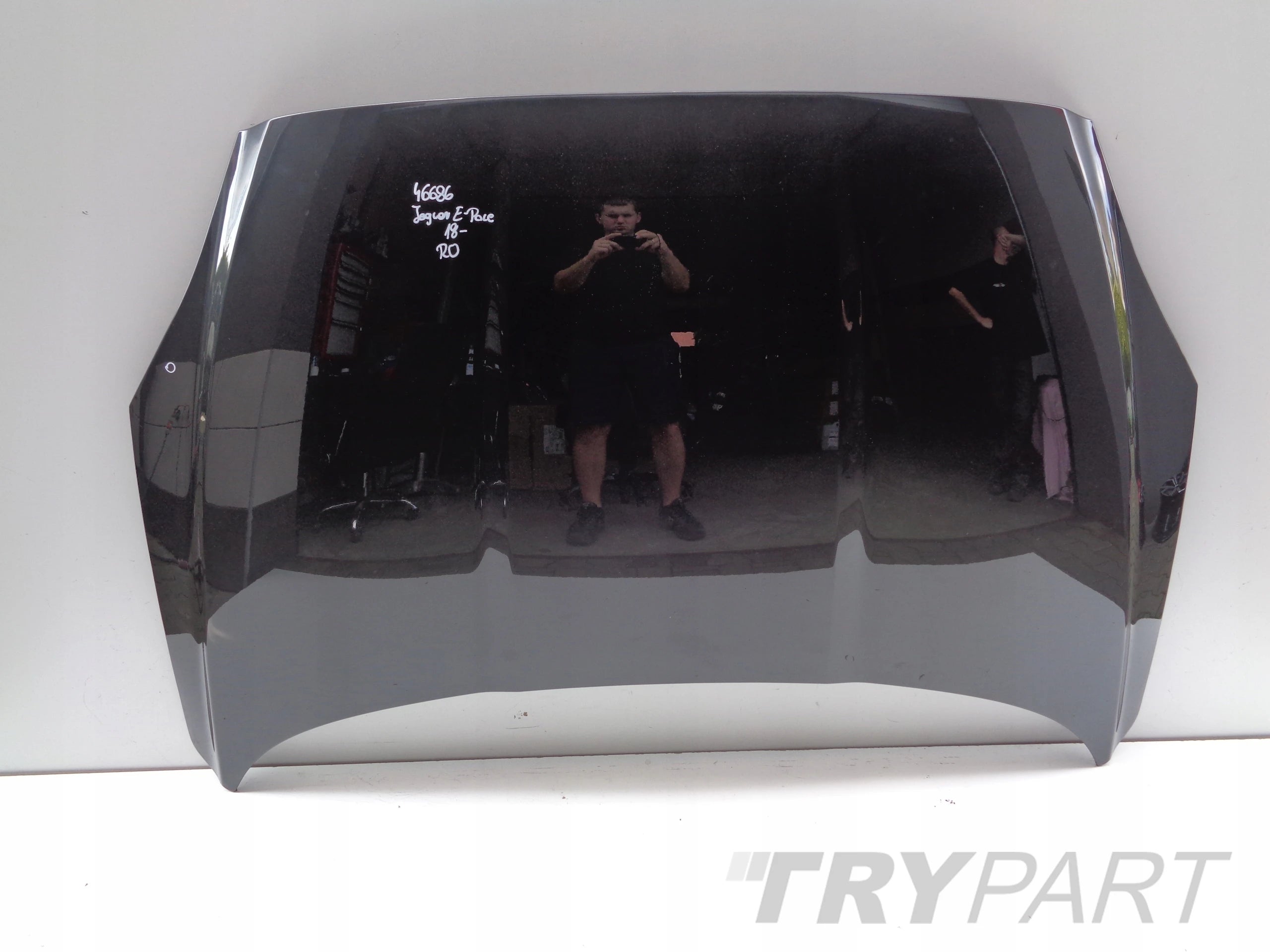 JAGUAR E-PACE 18- ENGINE HOOD COVER NO. 46686