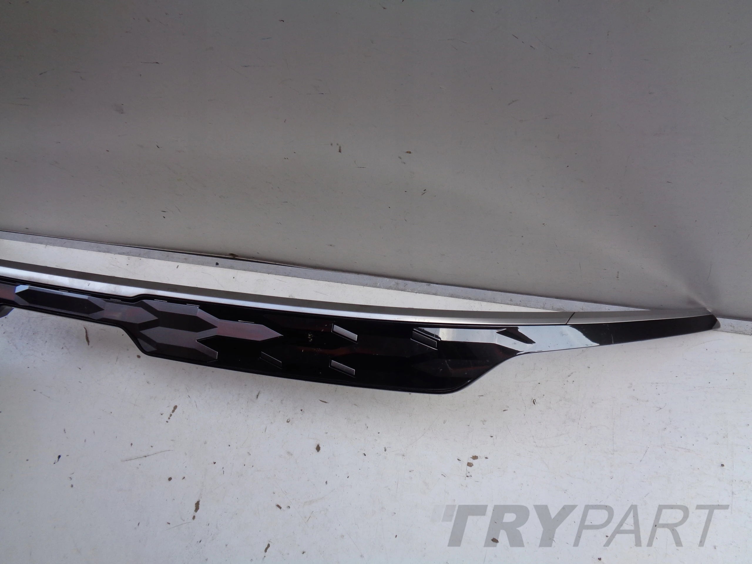 KIA NIRO II 22- Grille Cover