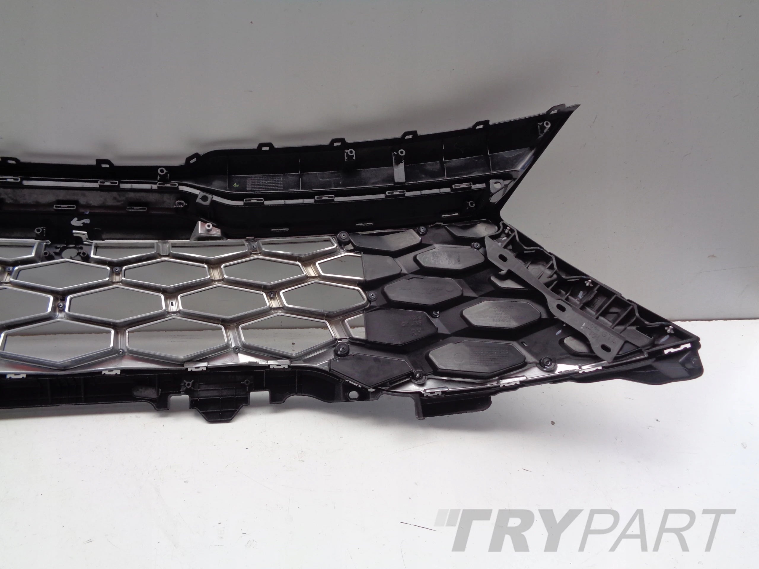 KIA SPORTAGE V 22- GT-LINE Grille Cover