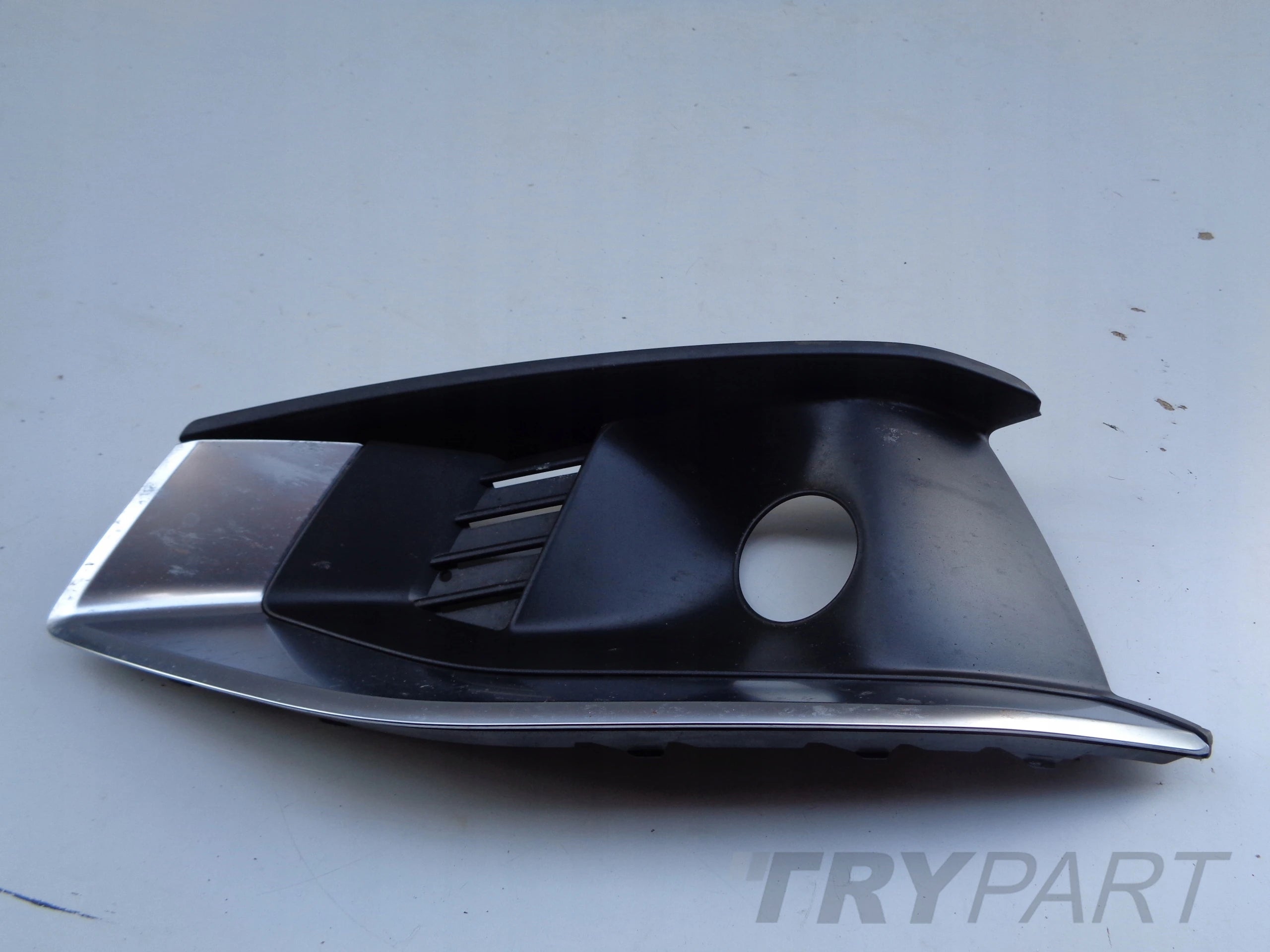 LEFT BUMPER GRILLE AUDI A4 B9 8W 8W0 19- FACELIFT