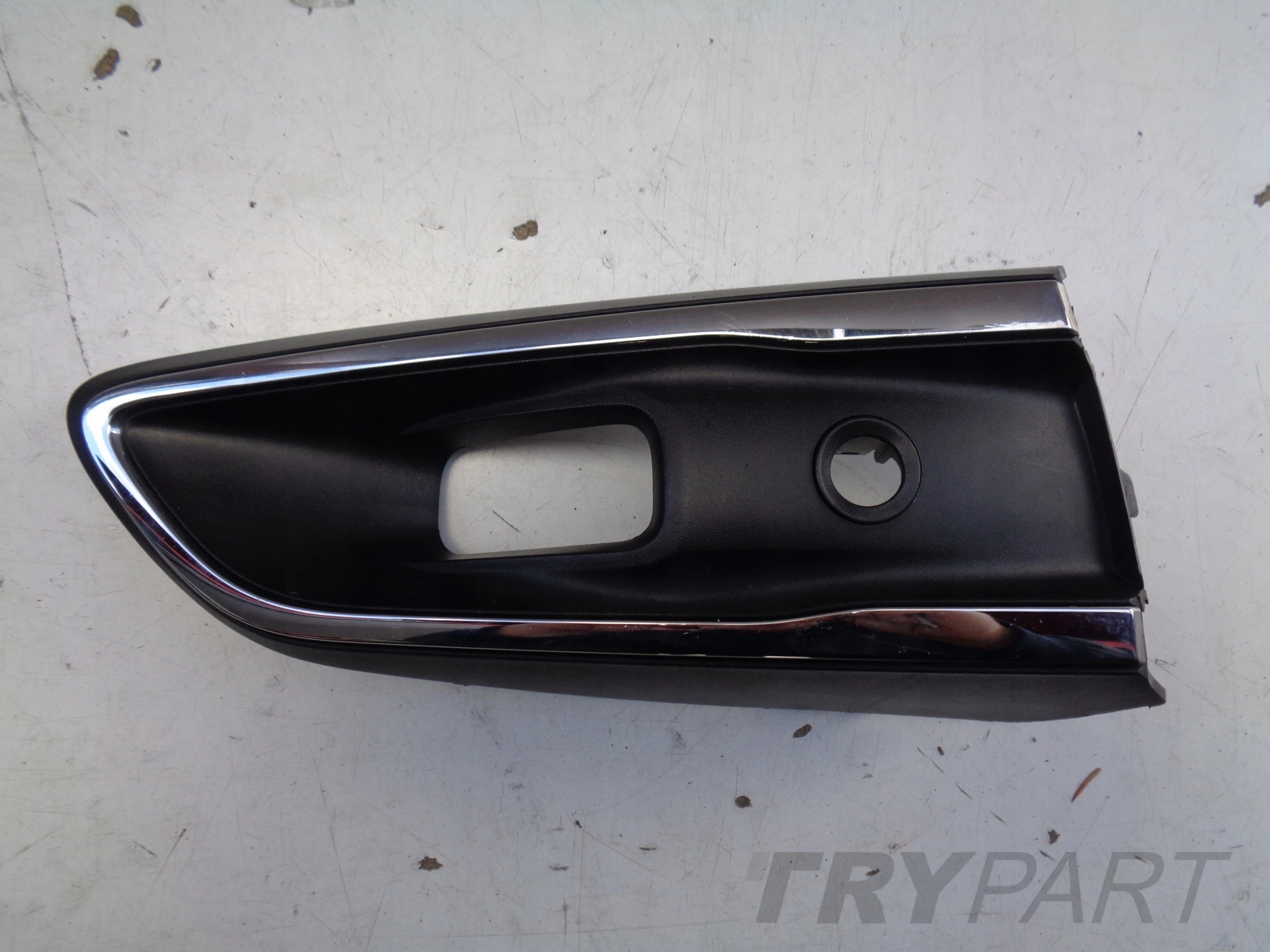 LEFT BUMPER GRILLE RENAULT ZOE II 19- FACELIFT