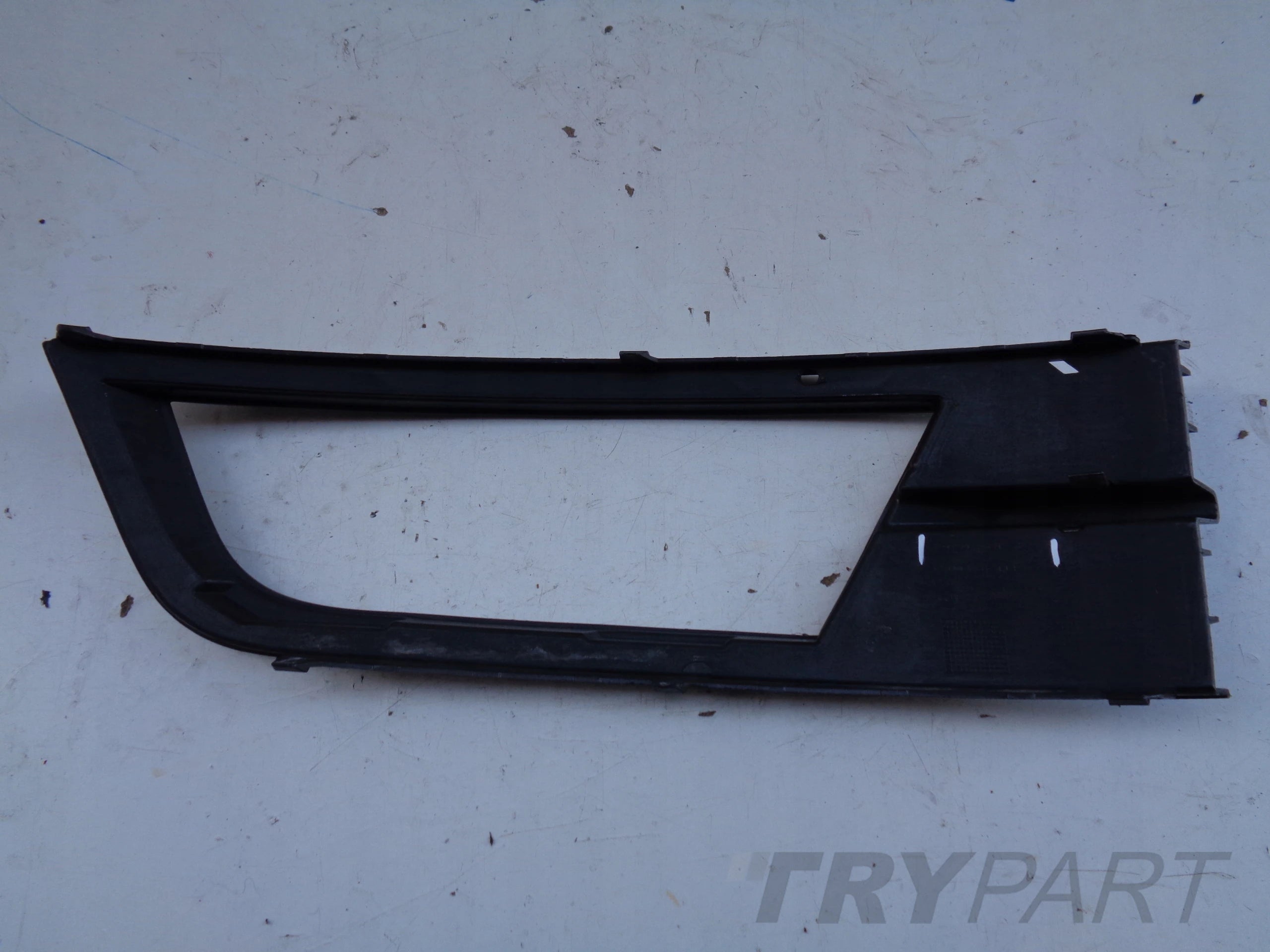 LEFT BUMPER GRILLE SKODA OCTAVIA III 3 5E 5E0 12-