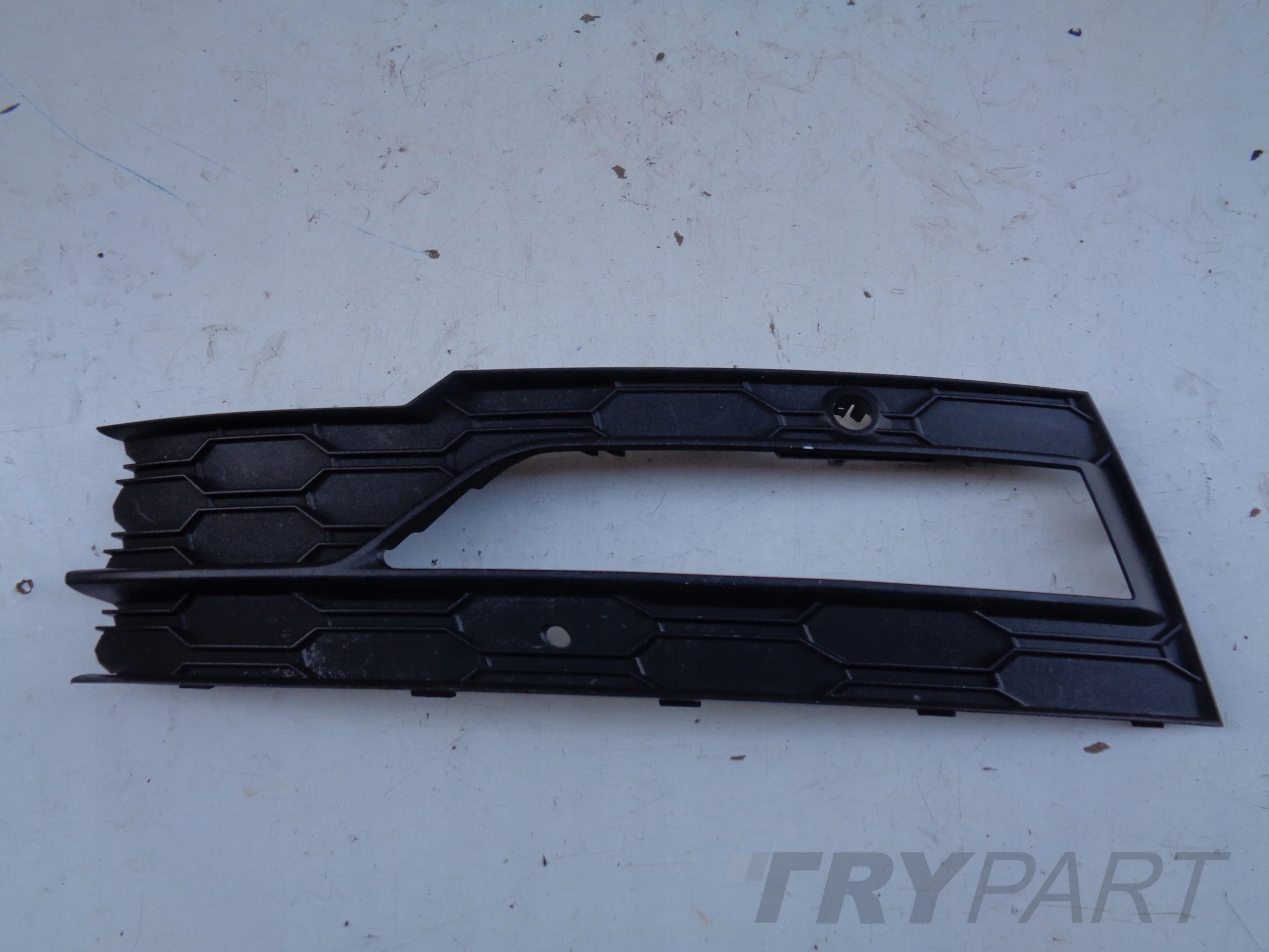 LEFT BUMPER GRILLE SKODA OCTAVIA IV 4 5E3 20-