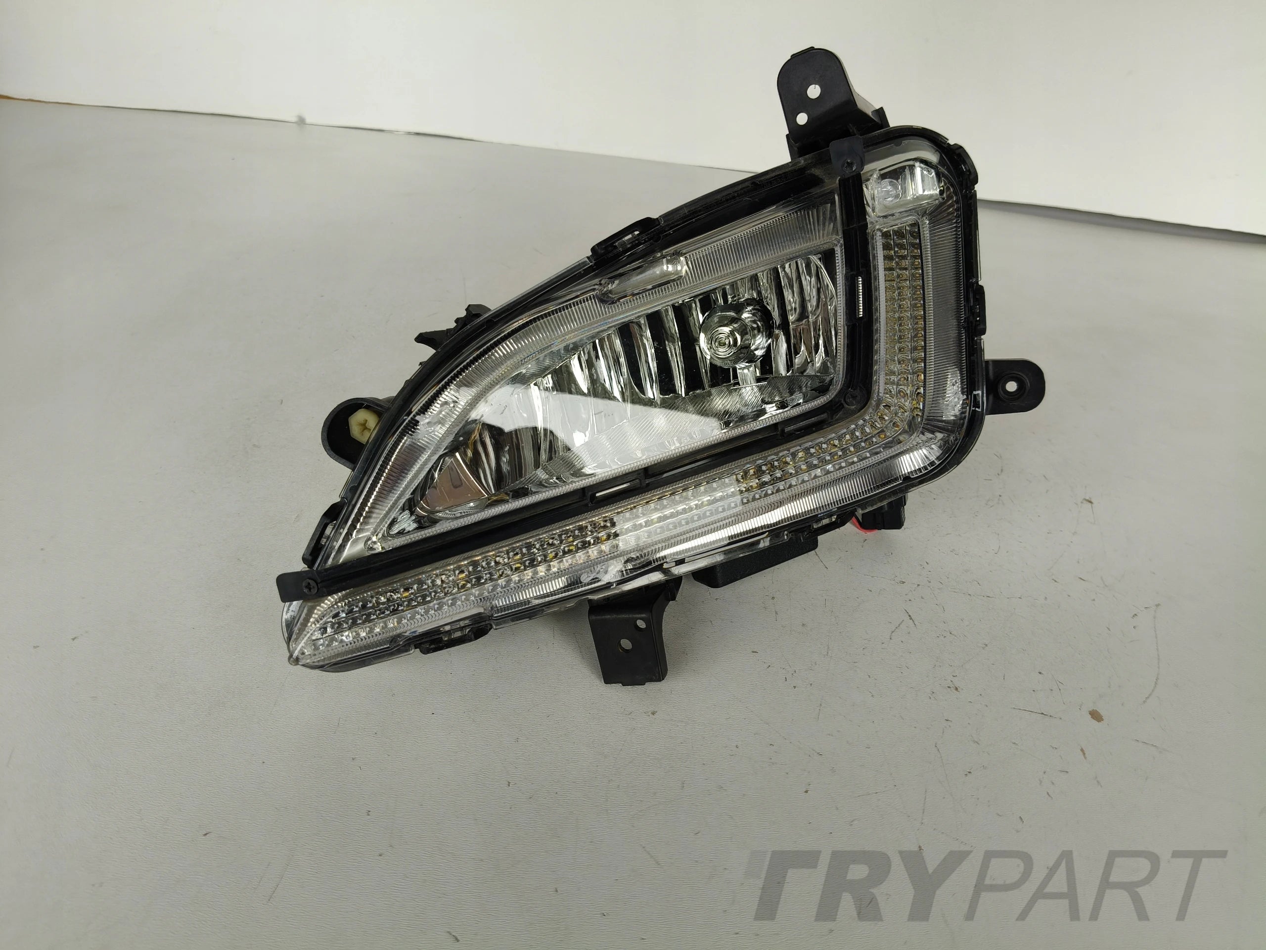 LEFT FOG LIGHT HYUNDAI TUCSON III LIFT LED