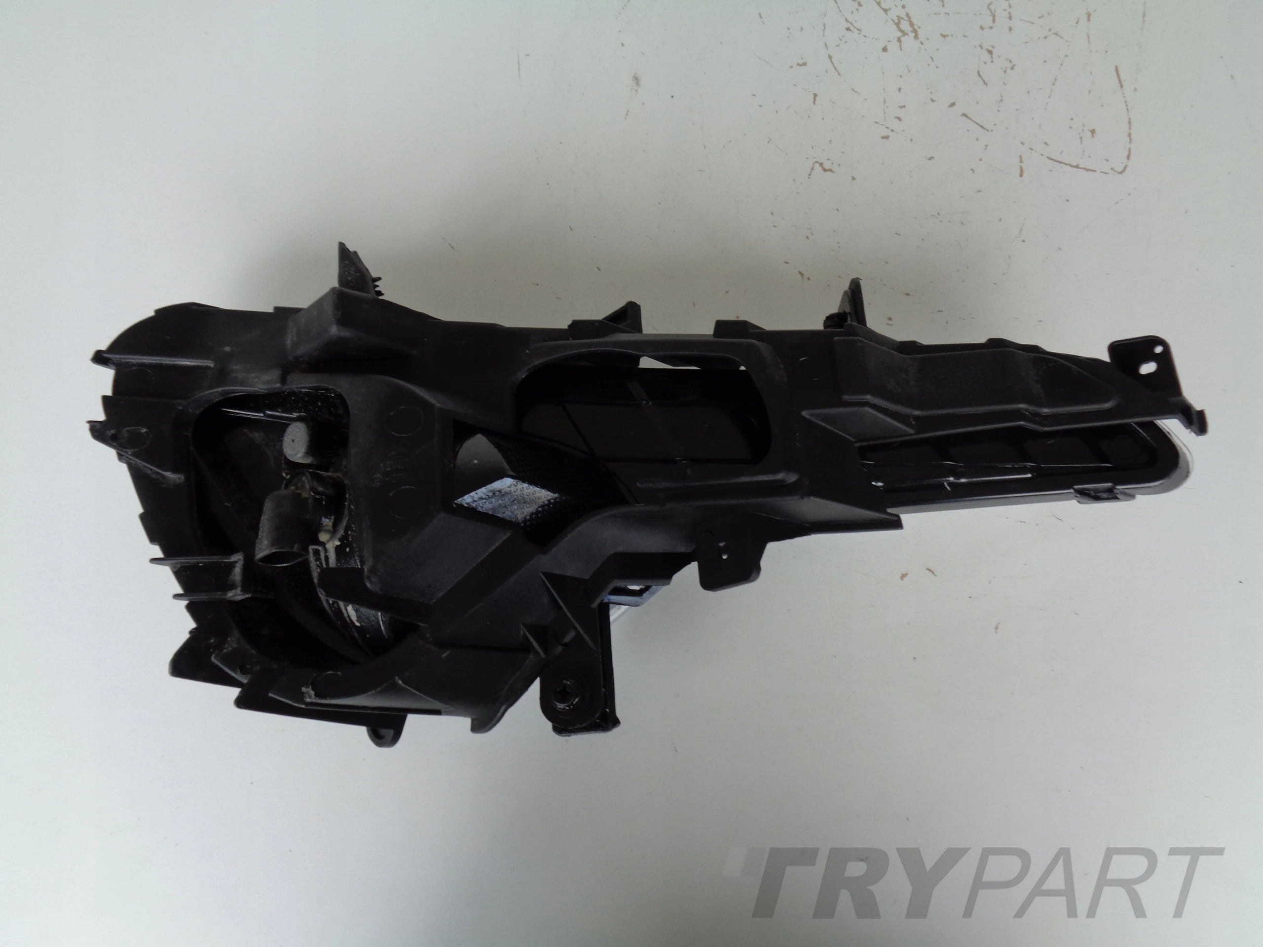 LEFT FOG LIGHT KIA SPORTAGE III 10-16