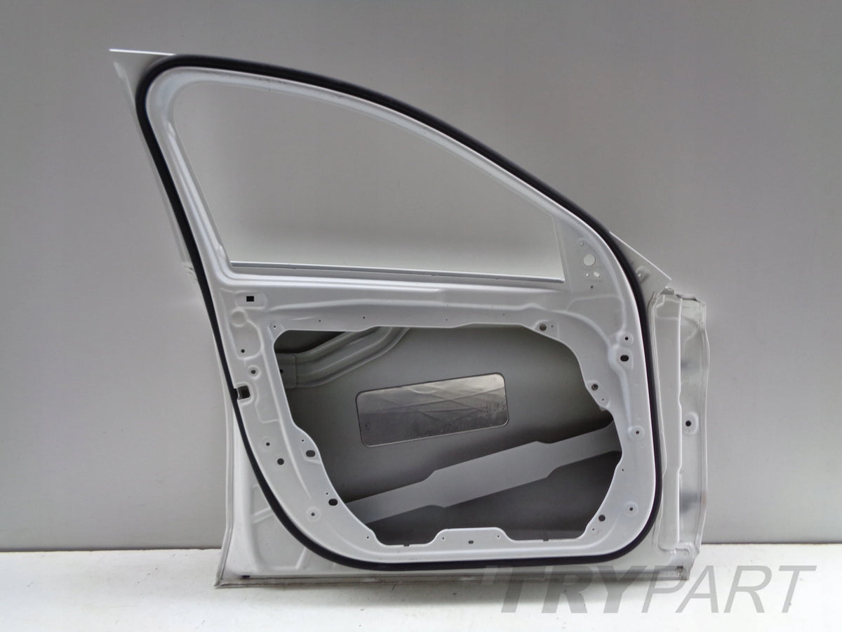 LEFT FRONT DOOR MERCEDES C-CLASS W205 14- NO. 50331