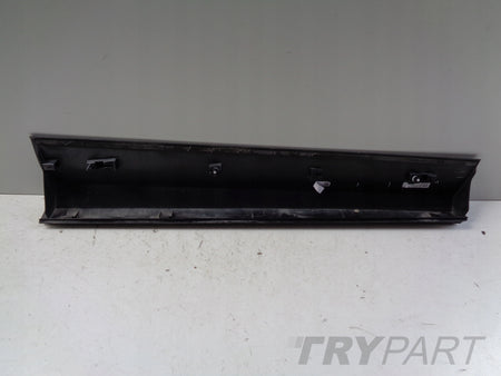 LEFT FRONT DOOR MOLDING VW TAYRON 57N 24-