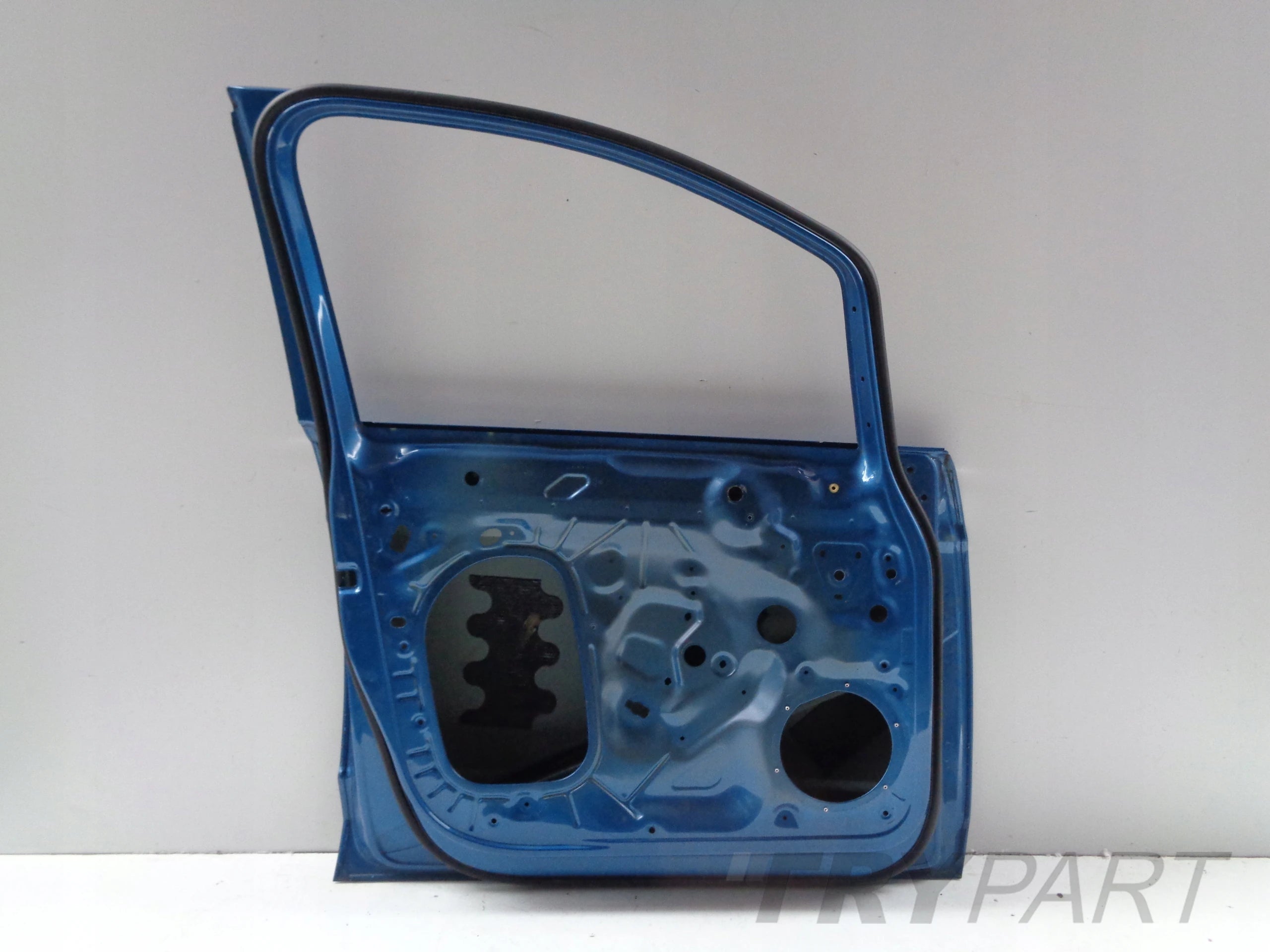 LEFT FRONT DOOR VW TOURAN 5TA 16- NR 49470
