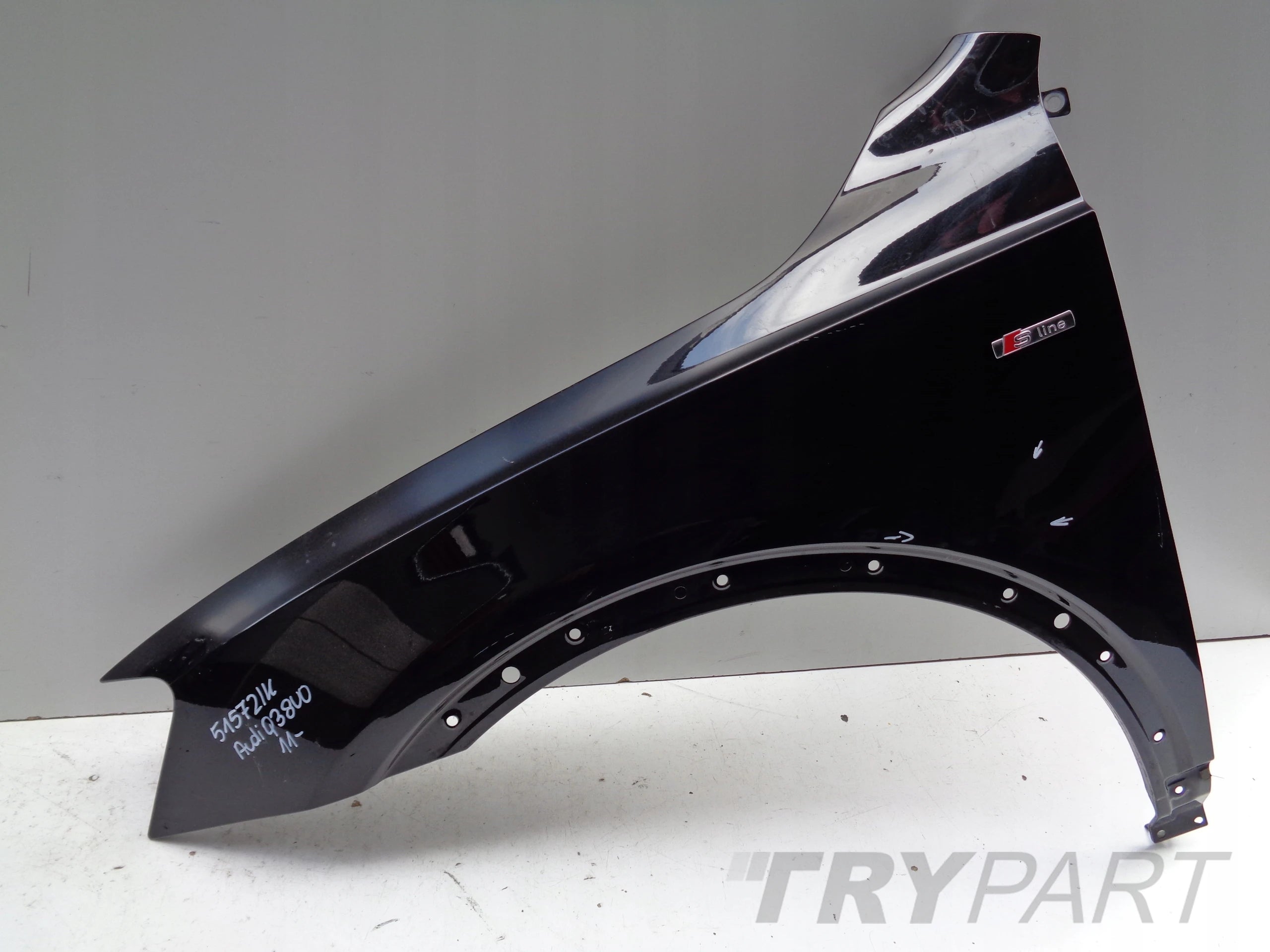 LEFT FRONT FENDER AUDI Q3 8U 8U0 11- NO. 51572