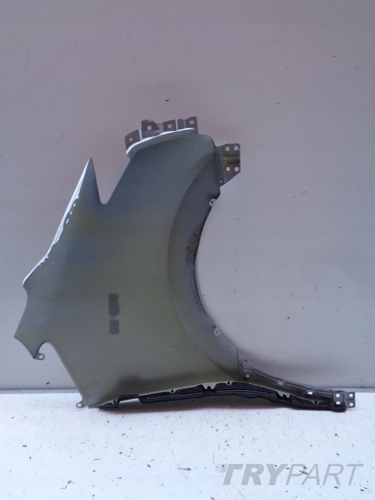 LEFT FRONT FENDER HYUNDAI STARIA 22- NO. 45879