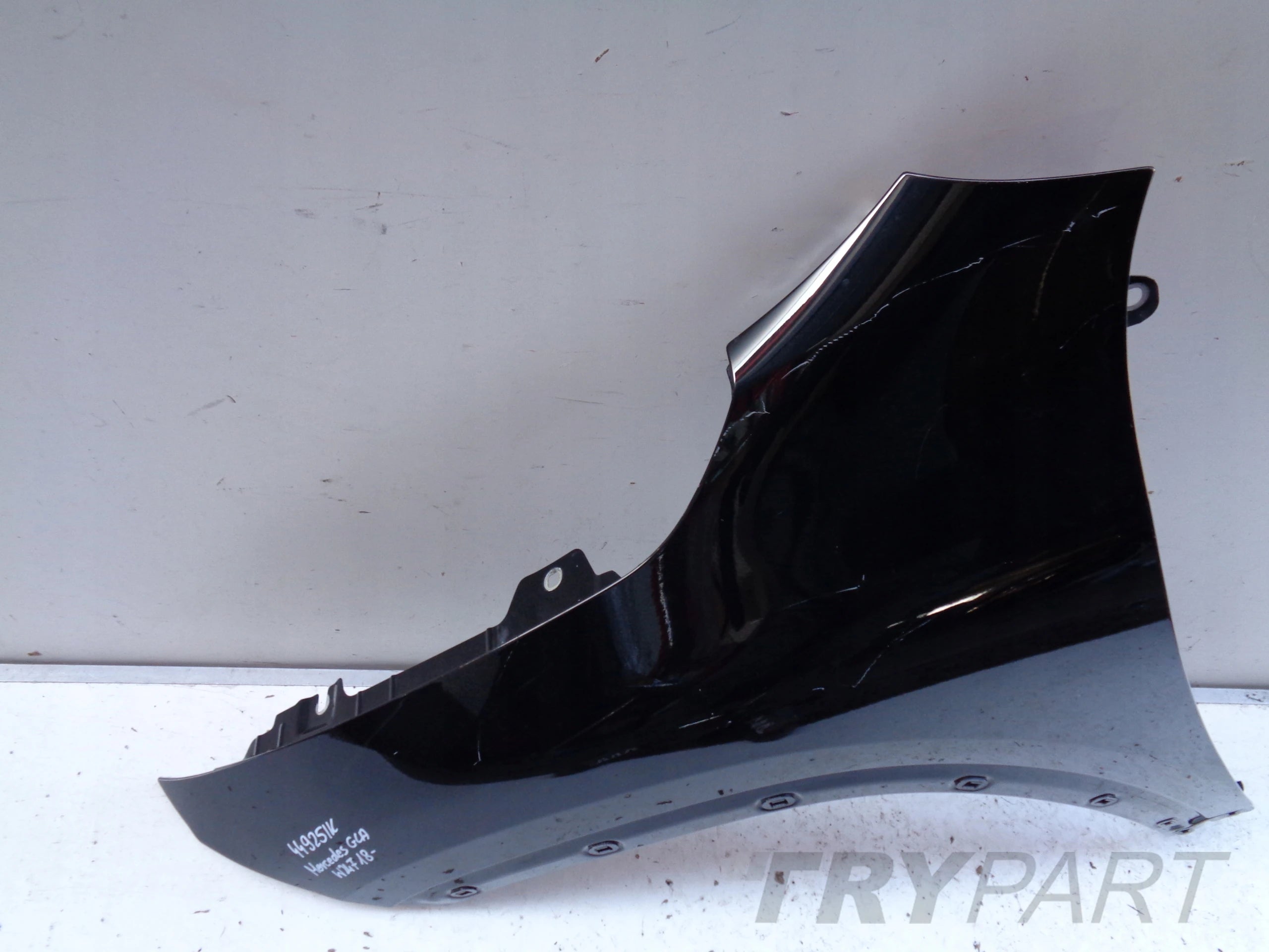 LEFT FRONT FENDER MERCEDES GLA W247 18- NO. 44925