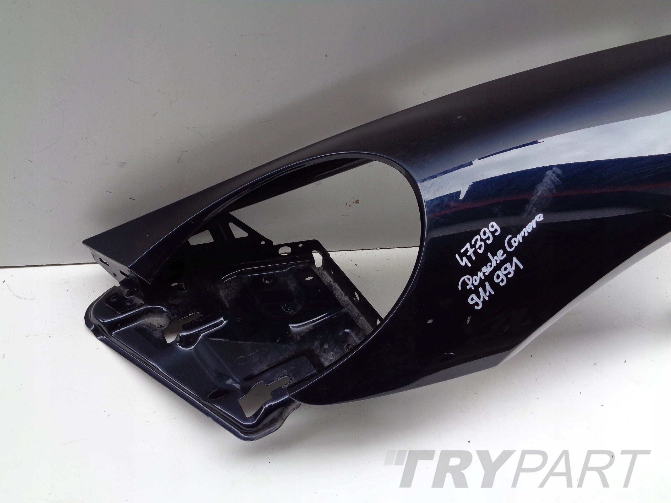 LEFT FRONT FENDER PORSCHE CARRERA 911 991 11- NR 47399