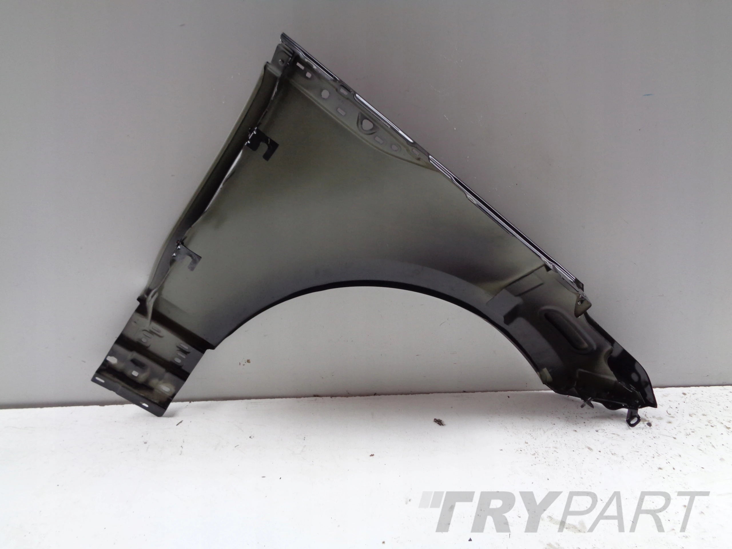 LEFT FRONT FENDER RANGE ROVER VELAR 18- NO. 49643