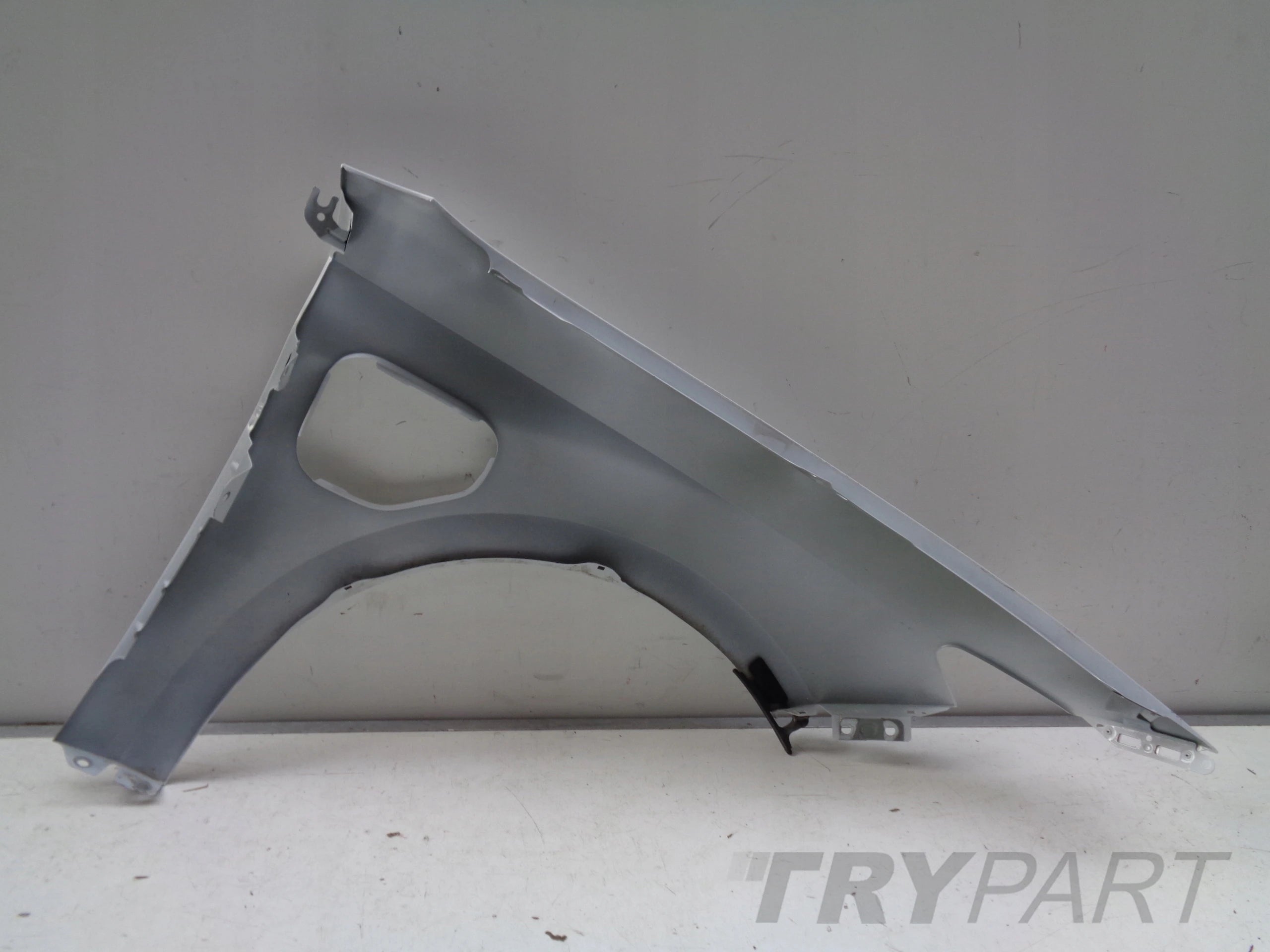 LEFT FRONT FENDER SEAT LEON IV 5FA 20- HYBRID NO. 33833