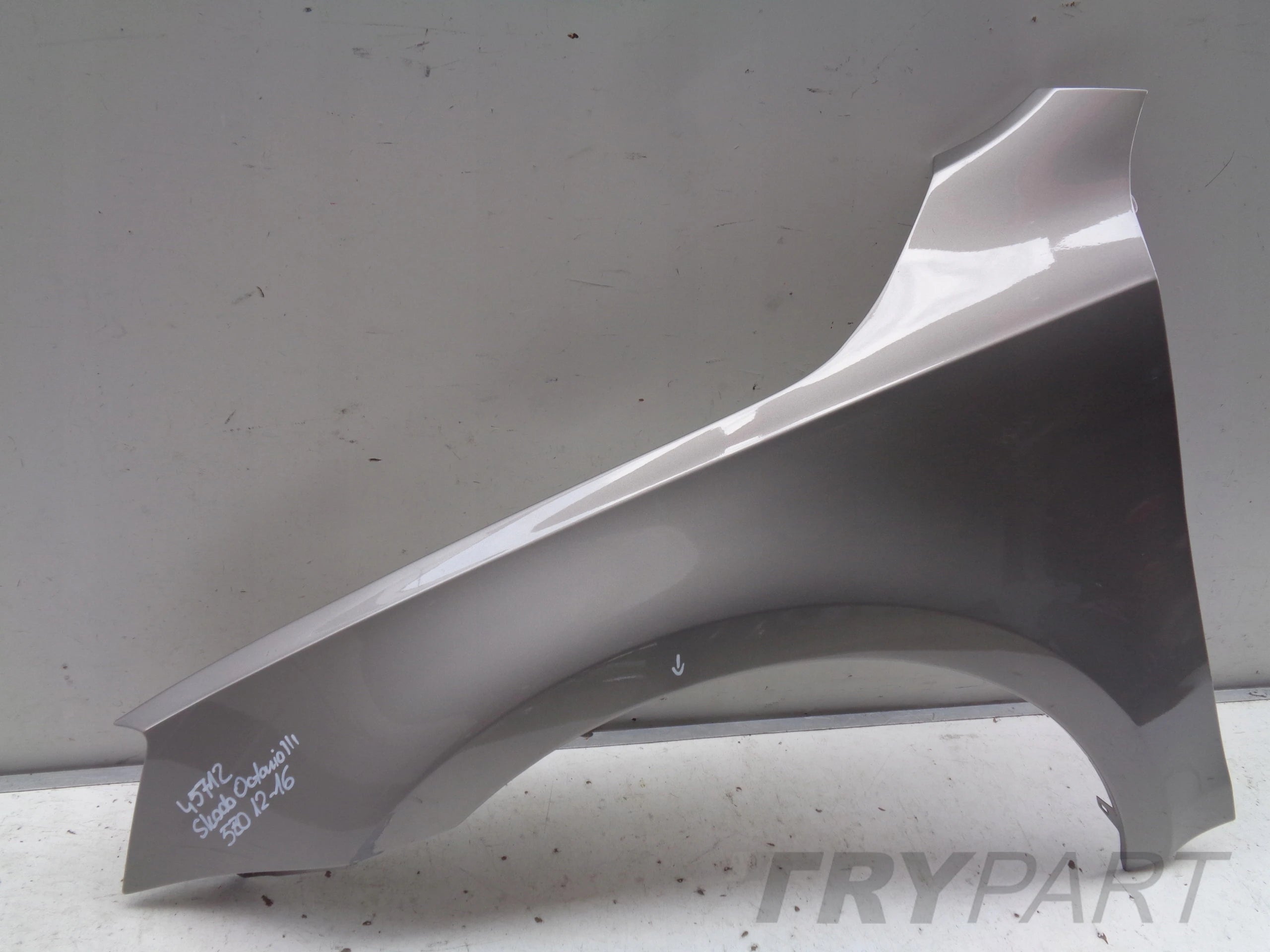 LEFT FRONT FENDER SKODA OCTAVIA III 3 5E 5E0 12-16 NO. 45712