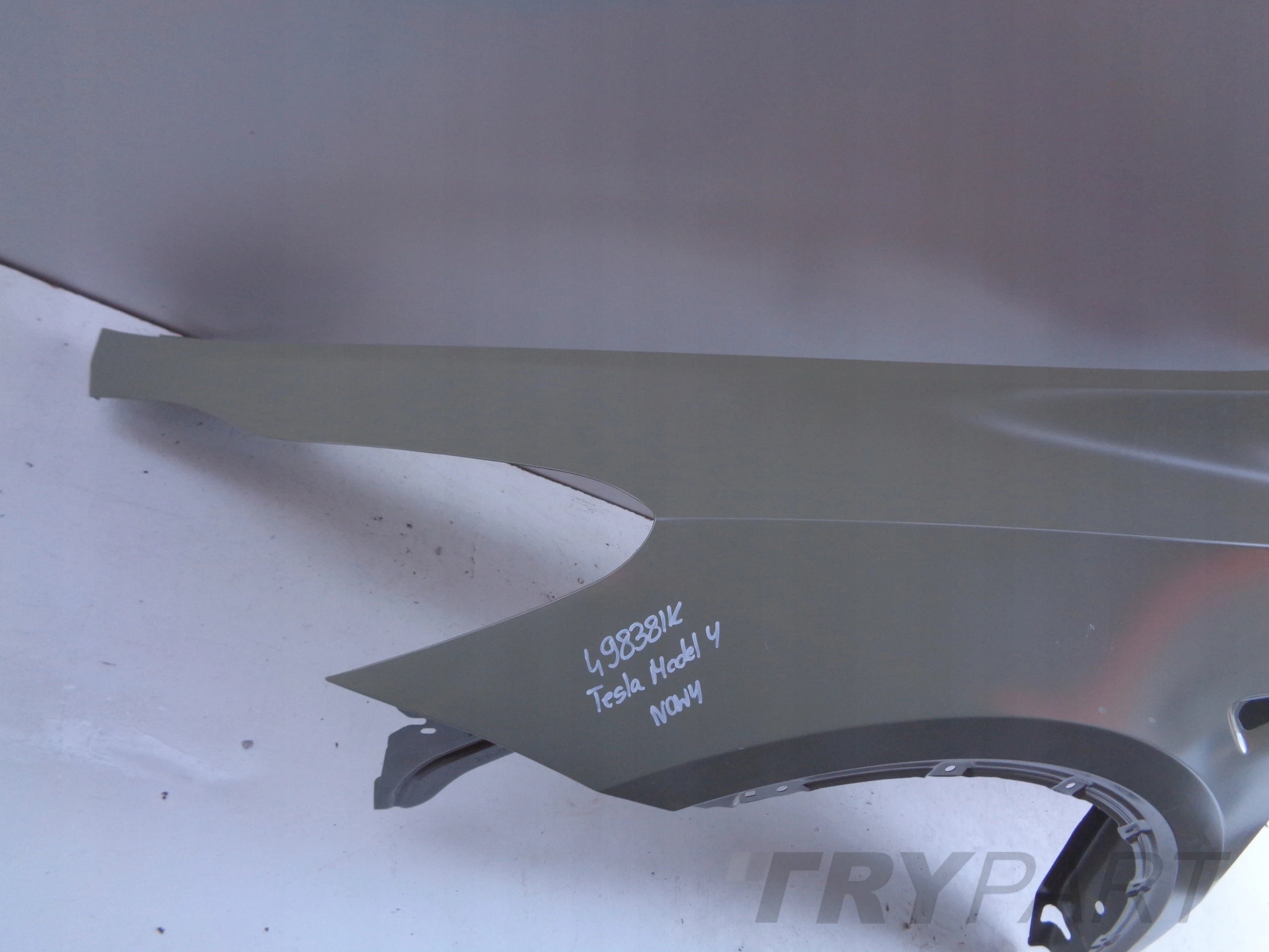 LEFT FRONT FENDER TESLA MODEL Y NO. 49838