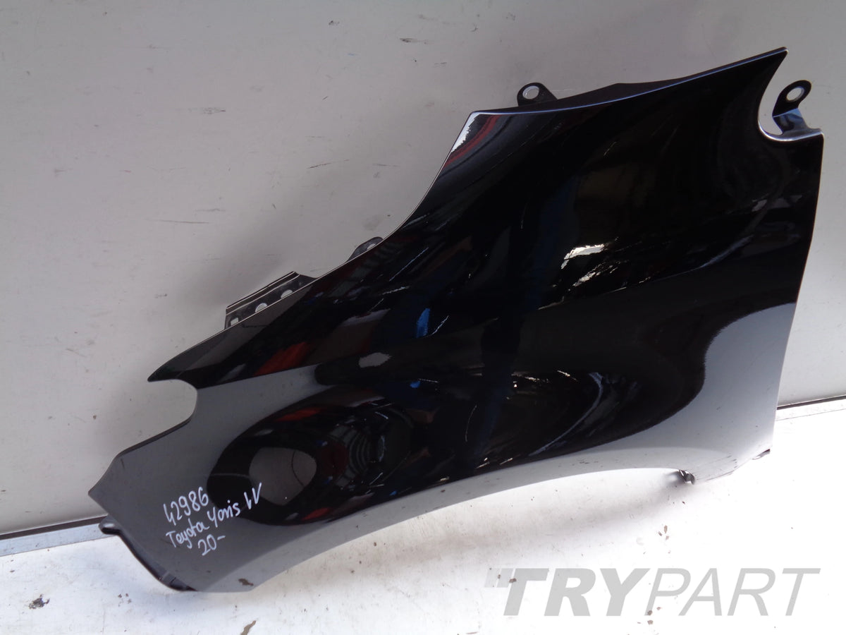 LEFT FRONT FENDER TOYOTA YARIS IV 20- NO. 42986