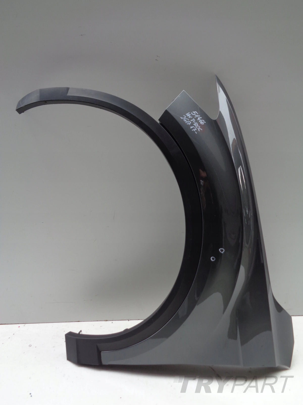 LEFT FRONT FENDER VW T-ROC 2GA 17- NO. 51466