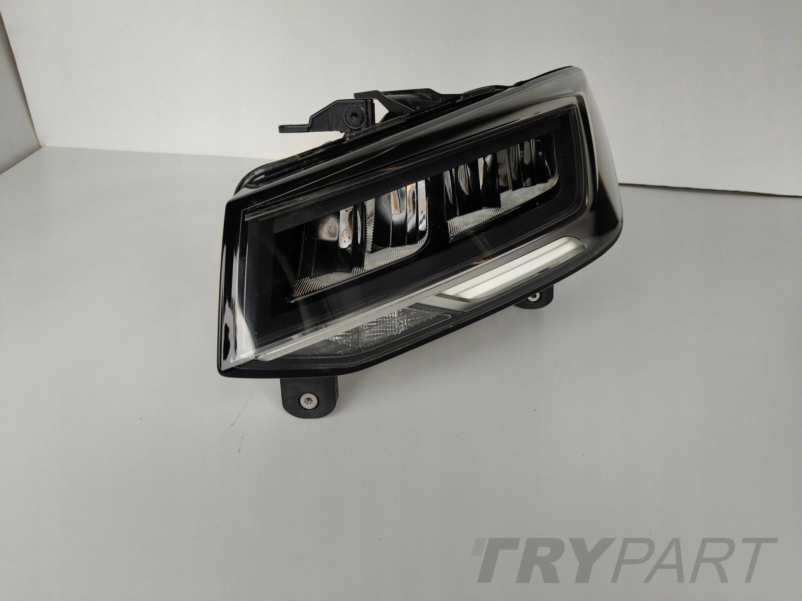 LEFT HEADLIGHT AUDI Q2 81A LIFT FULL LED
