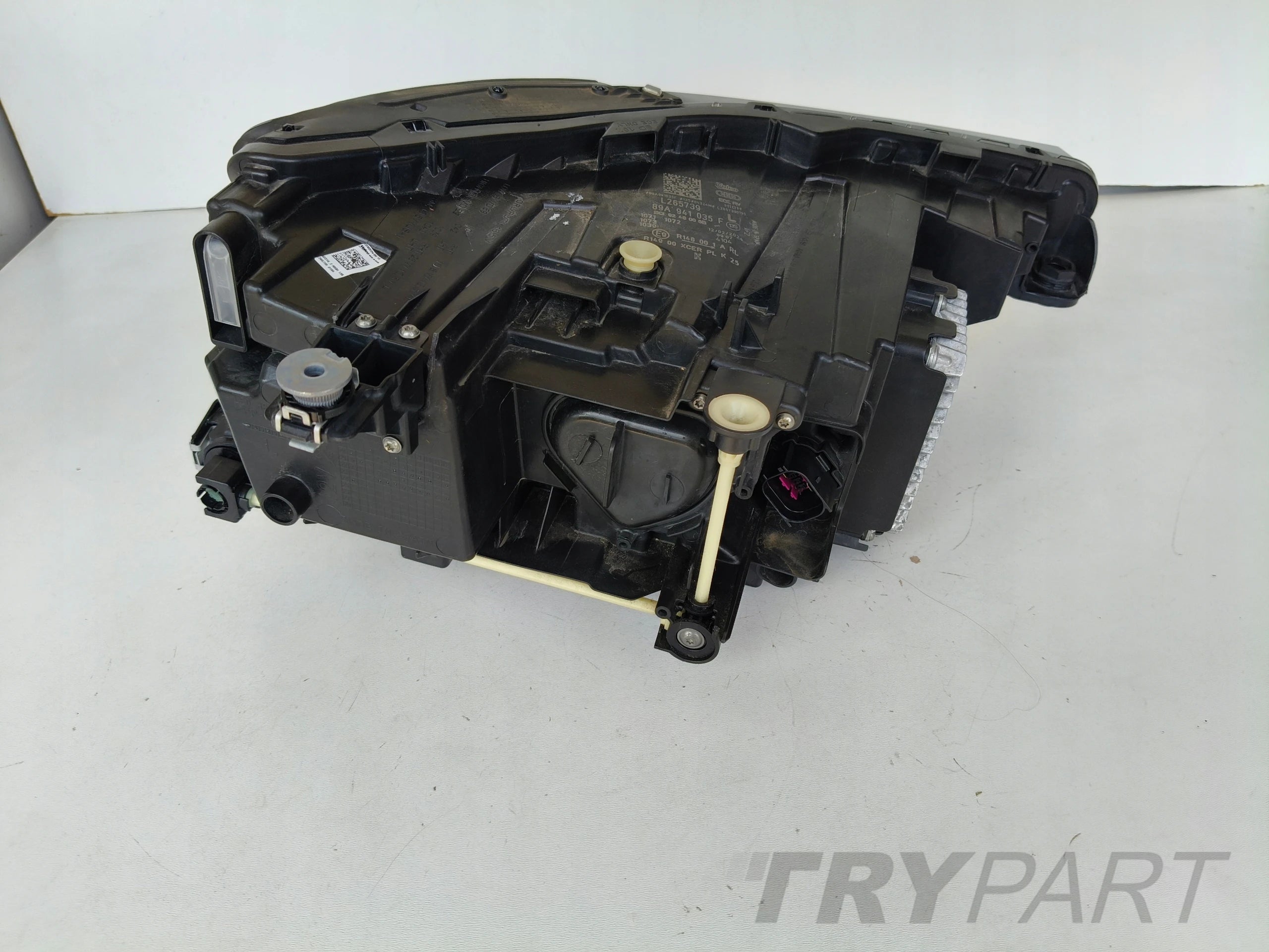 LEFT HEADLIGHT AUDI Q4 89A FULL LED MATRIX