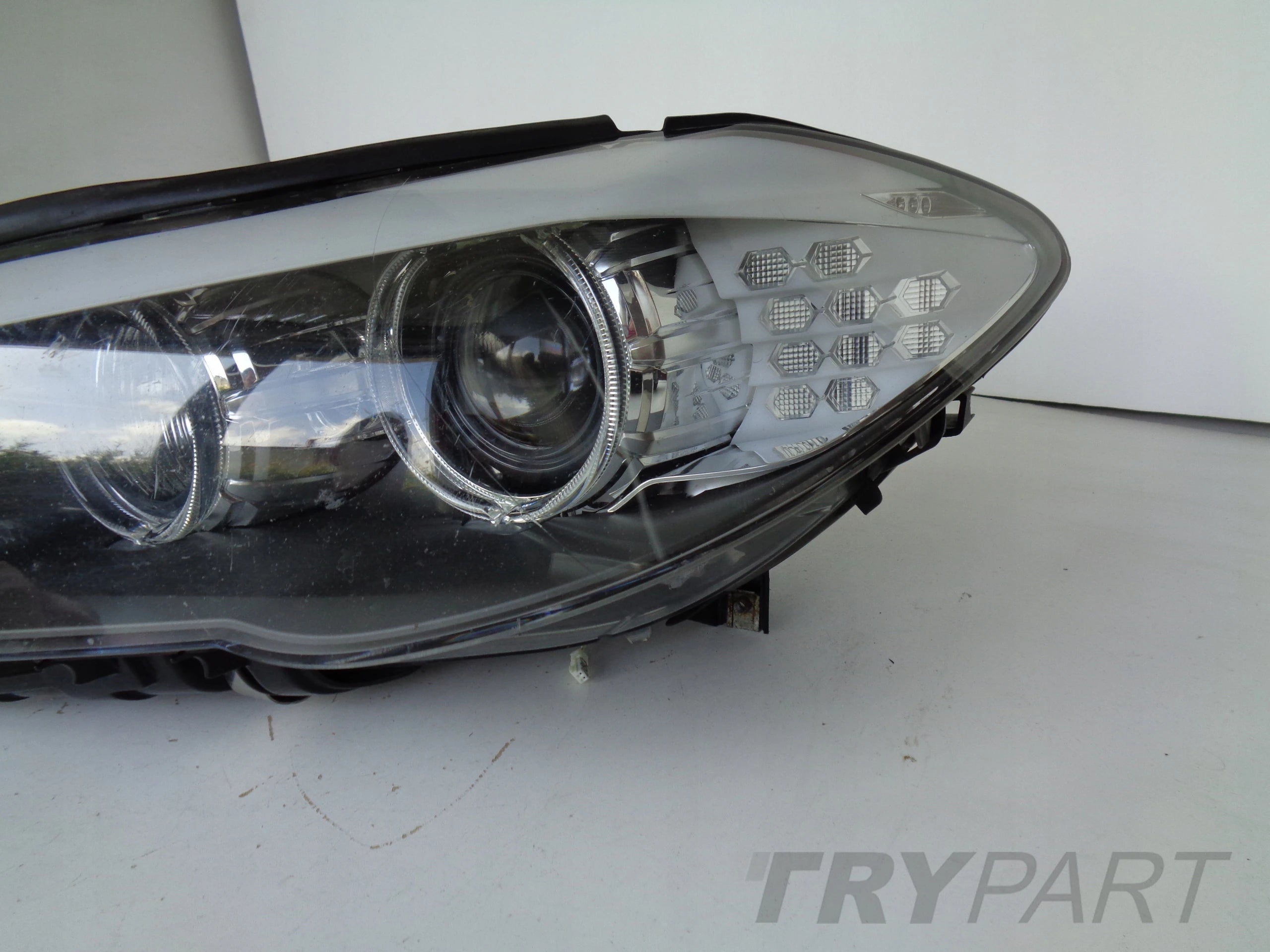 LEFT HEADLIGHT BMW 5 F10 F11 10-13 XENON LED ADAPTIVE