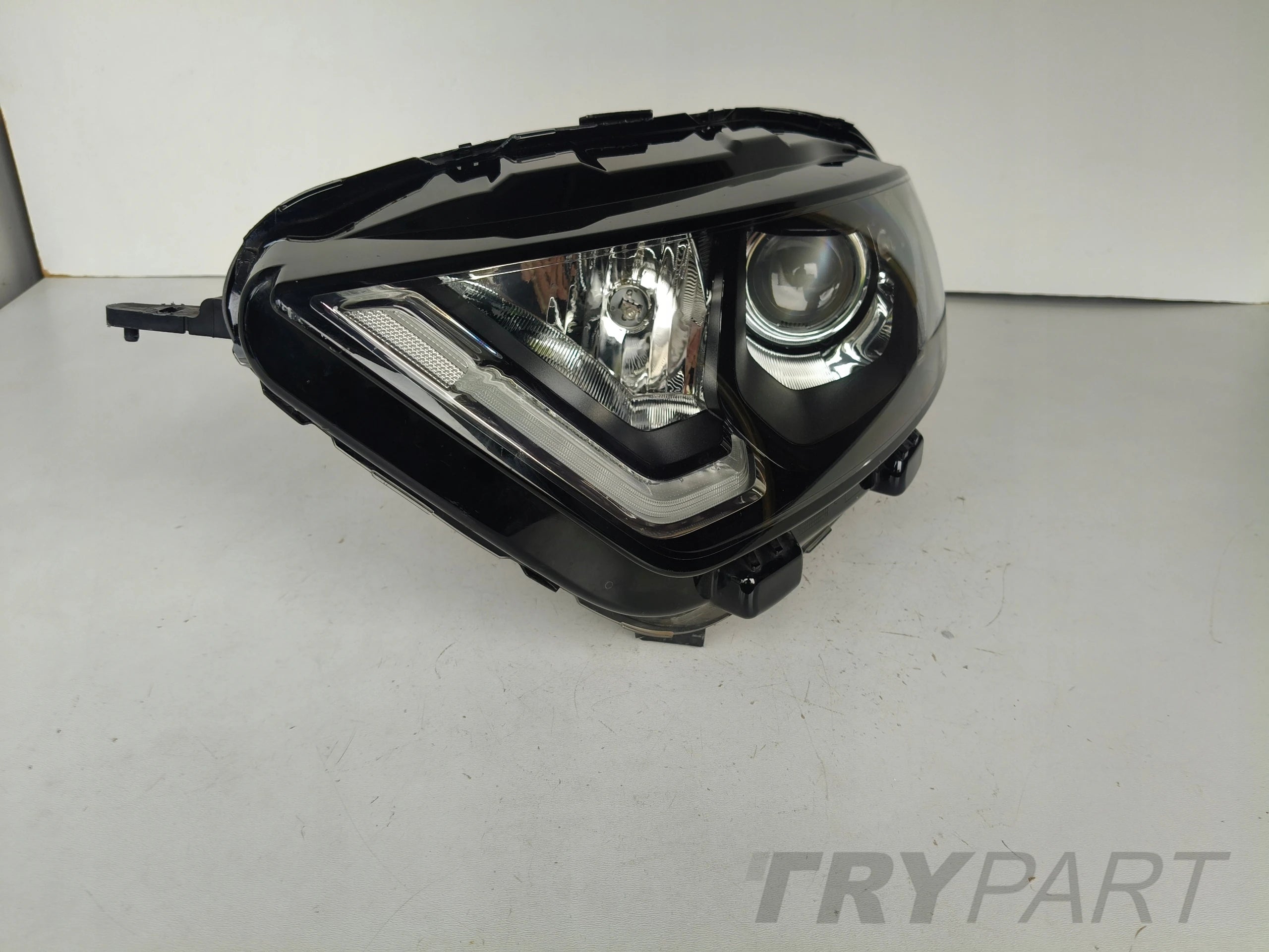 LEFT HEADLIGHT FORD ECOSPORT 17- FACELIFT DARK