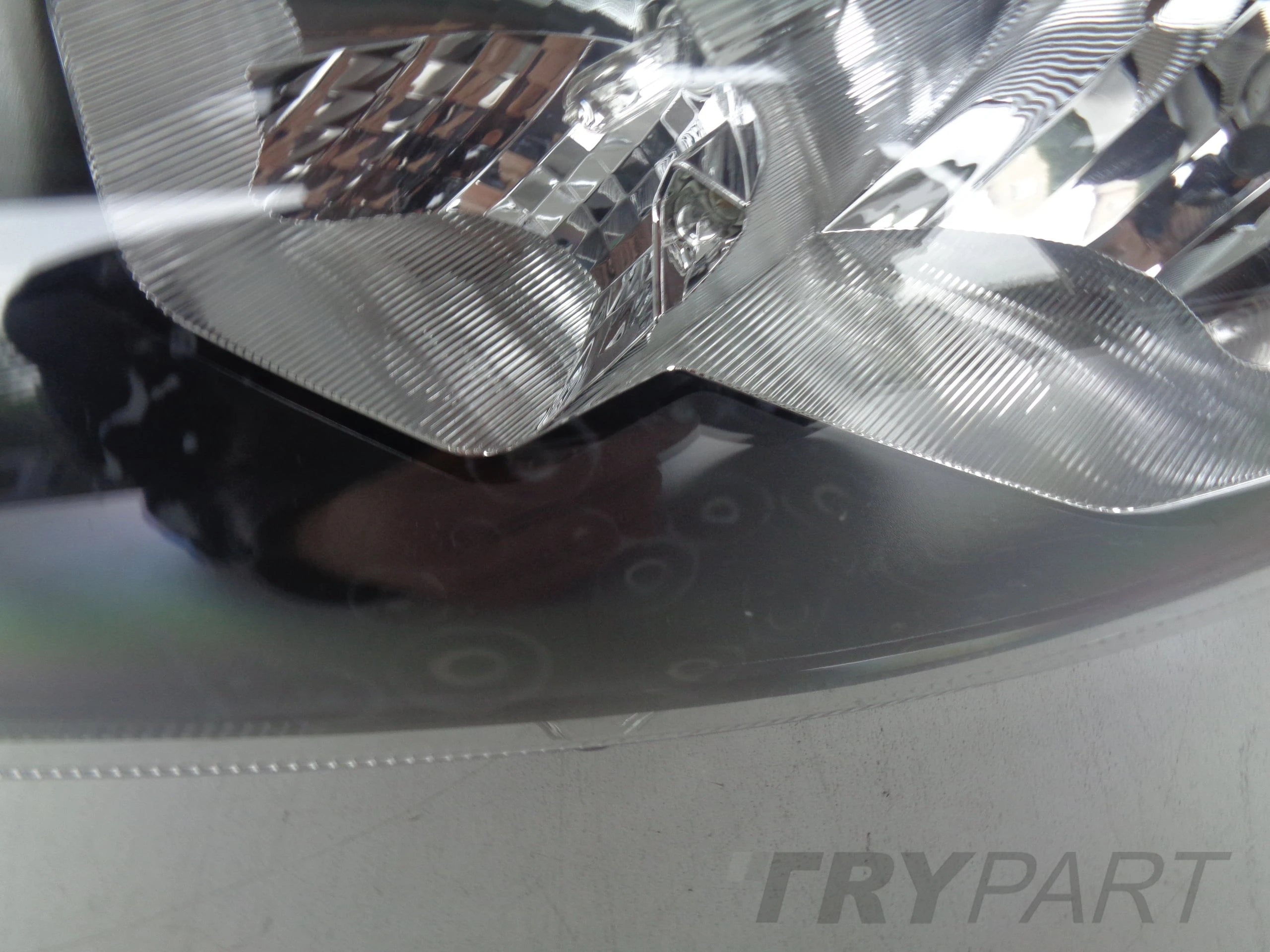 LEFT HEADLIGHT FORD FIESTA MK7 12- FACELIFT