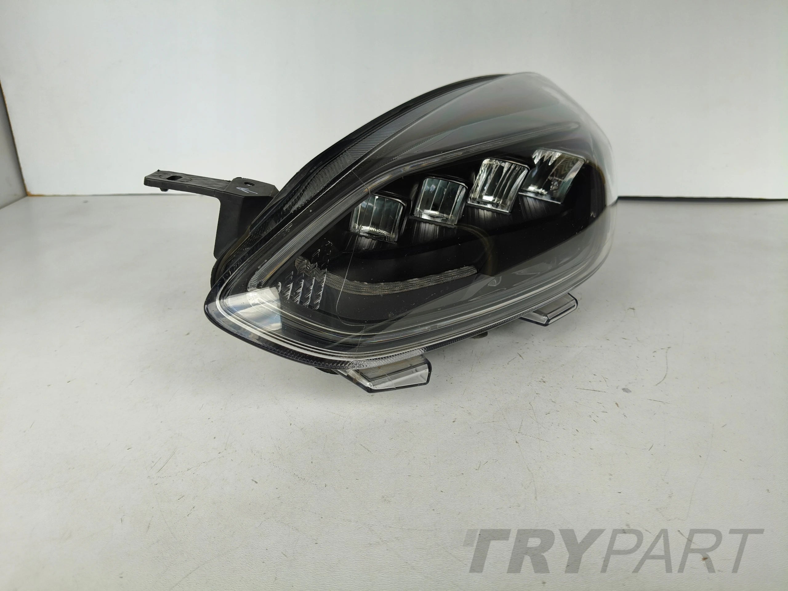 LEFT HEADLIGHT FORD FIESTA MK8 ST 17- FULL LED DARK
