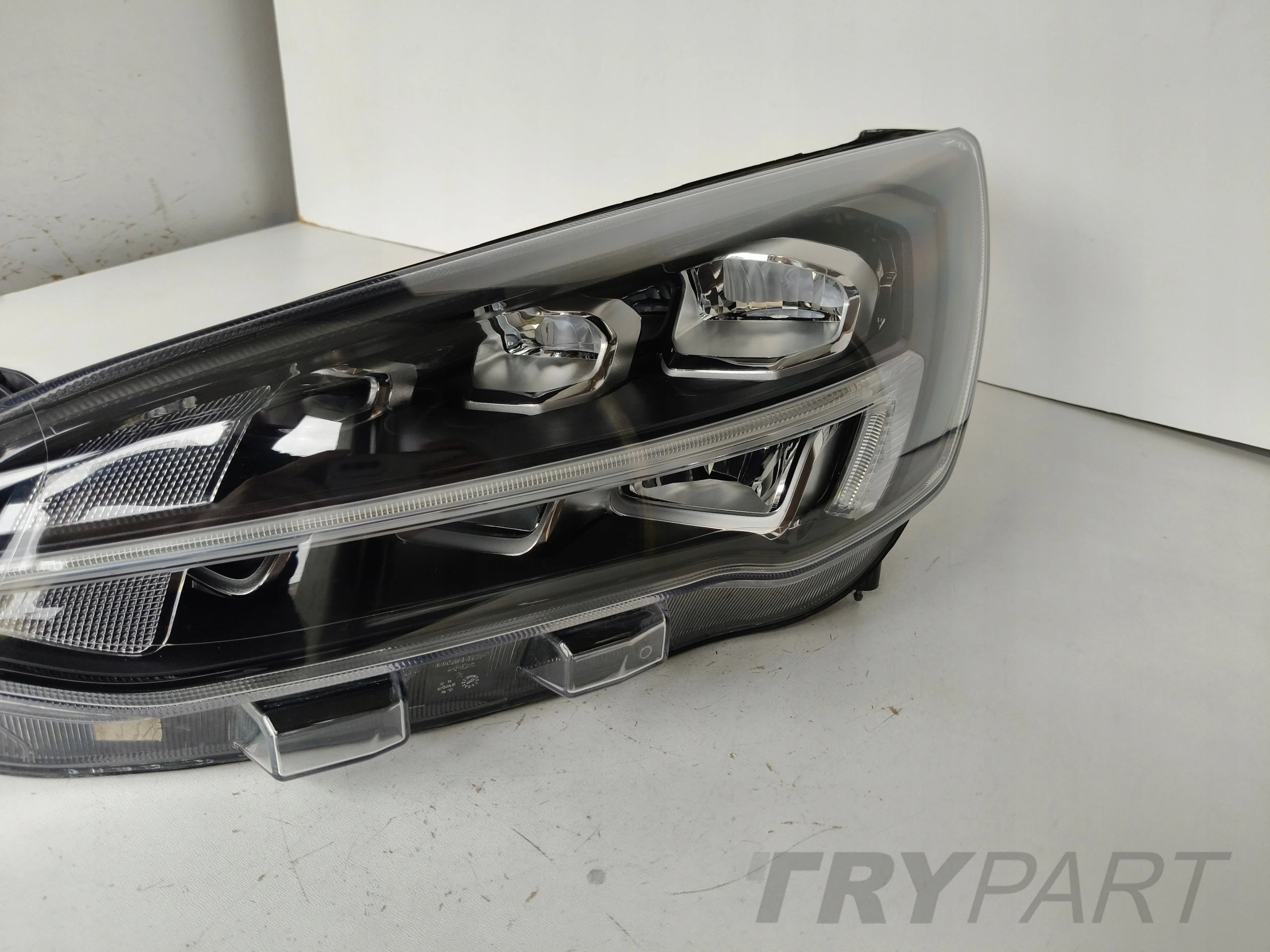 LEFT HEADLIGHT FORD FOCUS MK4 18- FULL LED