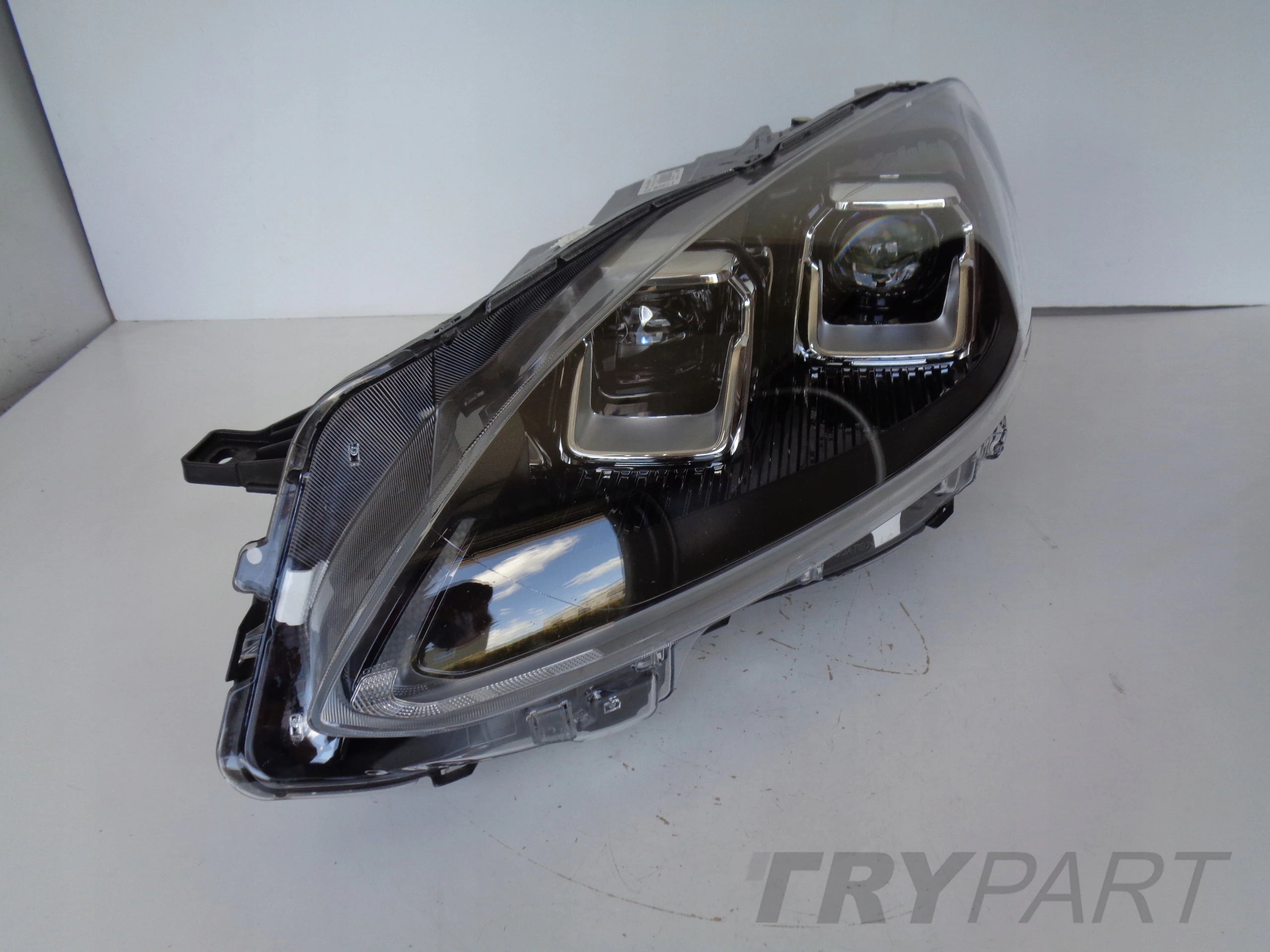 LEFT HEADLIGHT FORD KUGA MK3 19- FULL LED