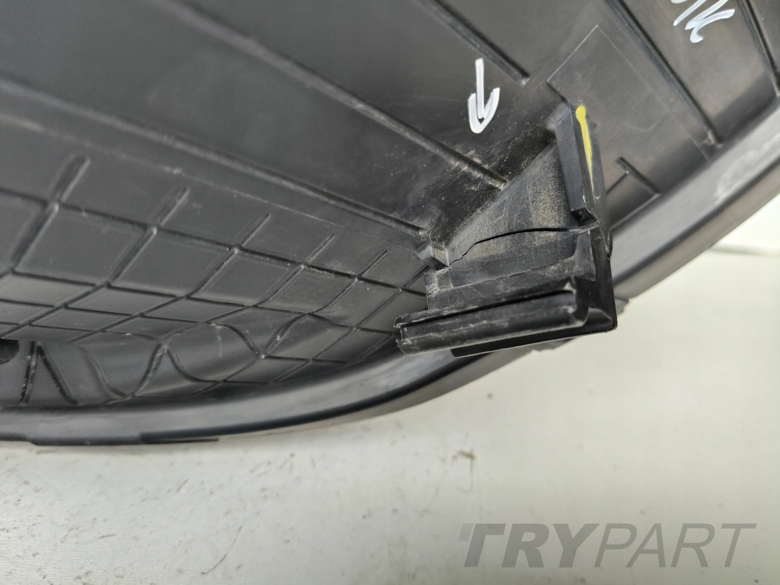 LEFT HEADLIGHT HYUNDAI I30 12- WITH CORNERING LIGHT