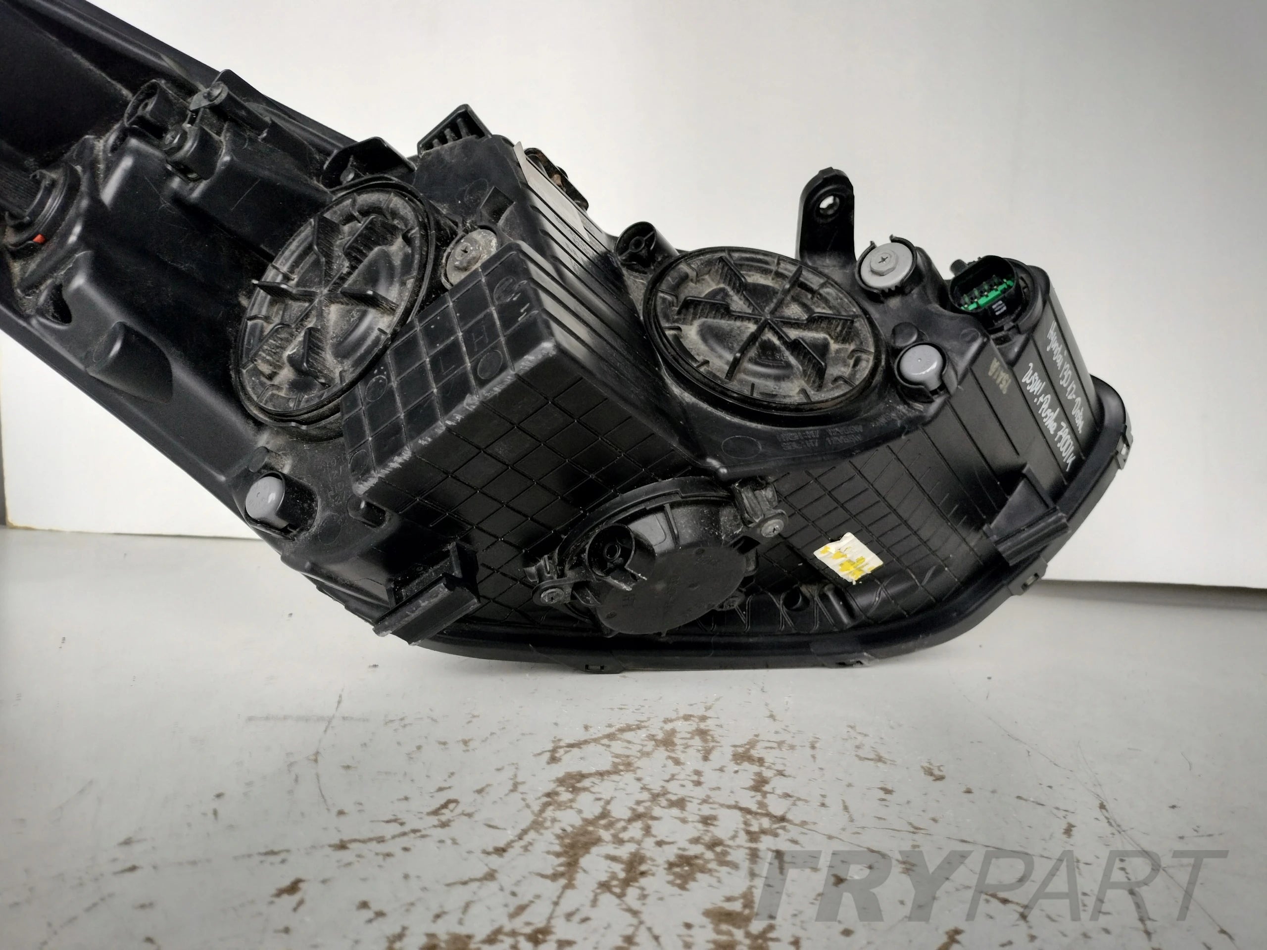 LEFT HEADLIGHT HYUNDAI I30 12- WITH CORNERING LIGHT
