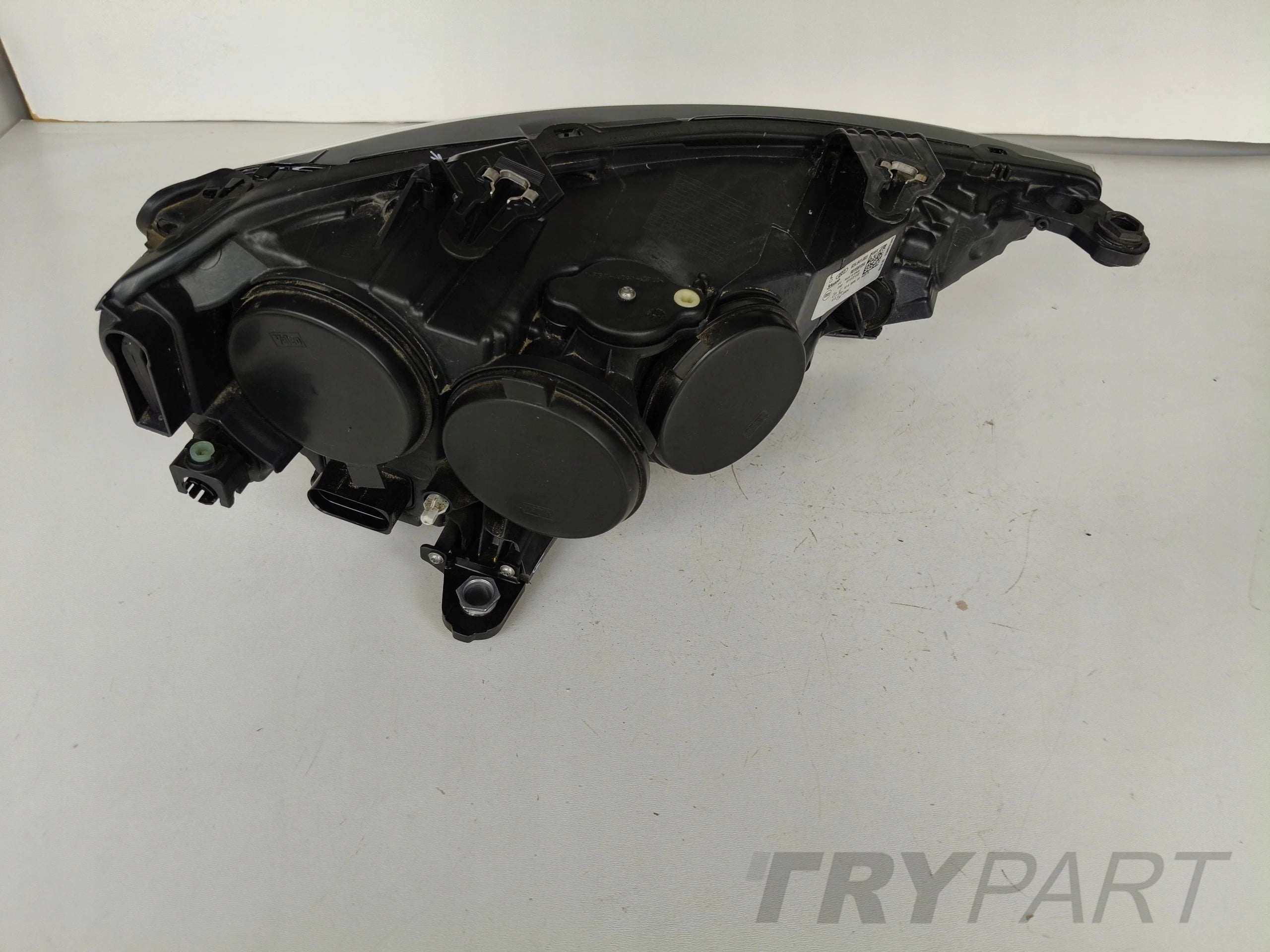 LEFT HEADLIGHT LAMP AUDI A1 82A 18-