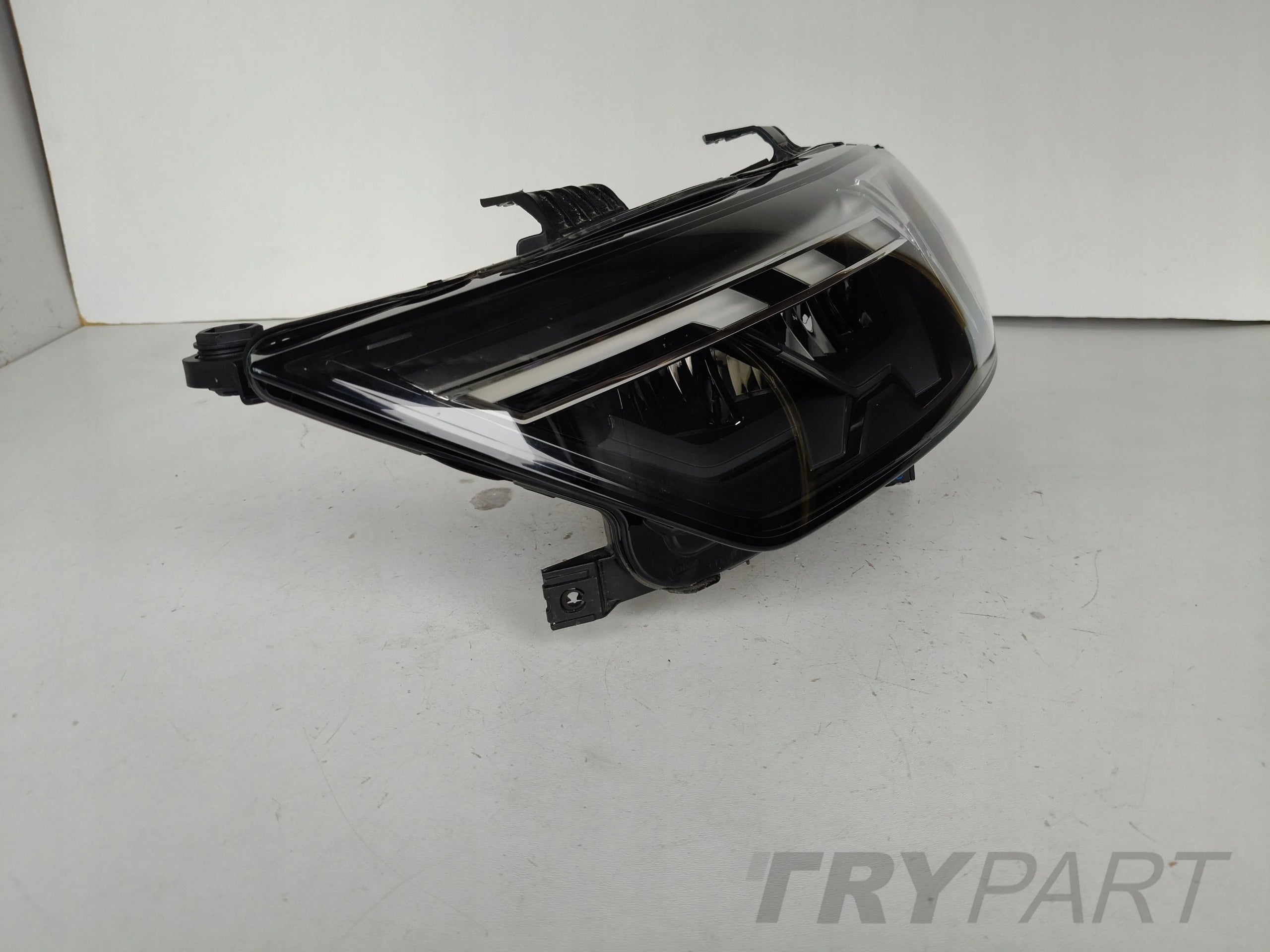 LEFT HEADLIGHT LAMP AUDI A1 II 82A 18- FULL LED