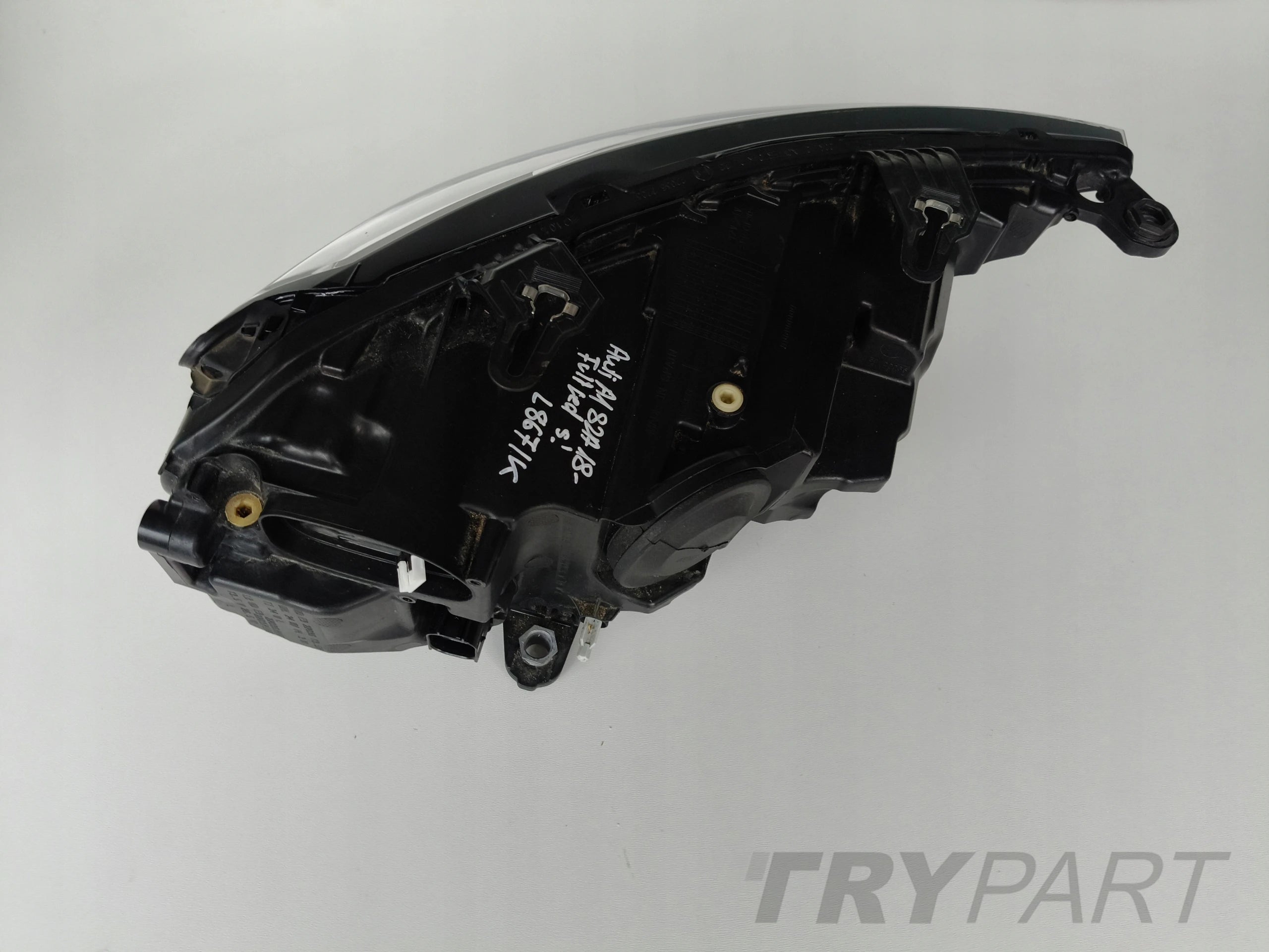 LEFT HEADLIGHT LAMP AUDI A1 II 82A 18- FULL LED