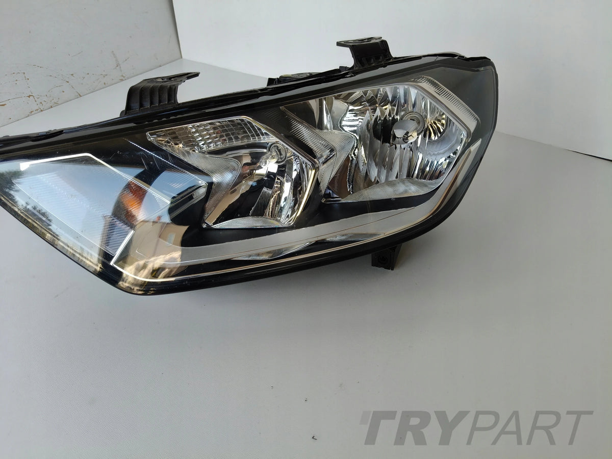 LEFT HEADLIGHT LAMP AUDI A1 II 82A 18-